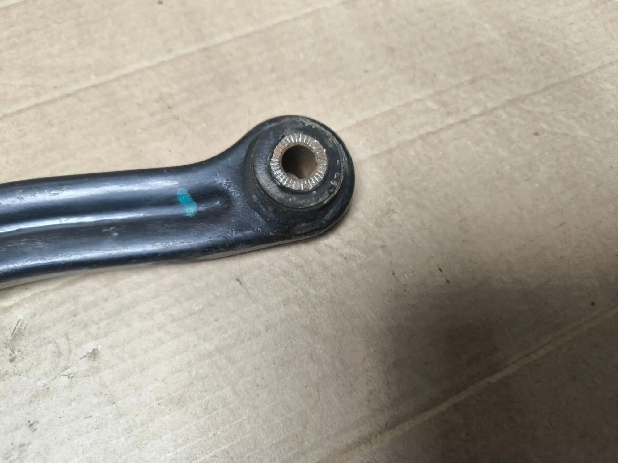 https://ycs.partsauto.market/partsauto-images/thmbs/userImages/d89d66a30f14dbad161fb7a986aa0fe5/part/6108100b-733f-4afa-8e52-d129f50298aa_1786117779737.jpg