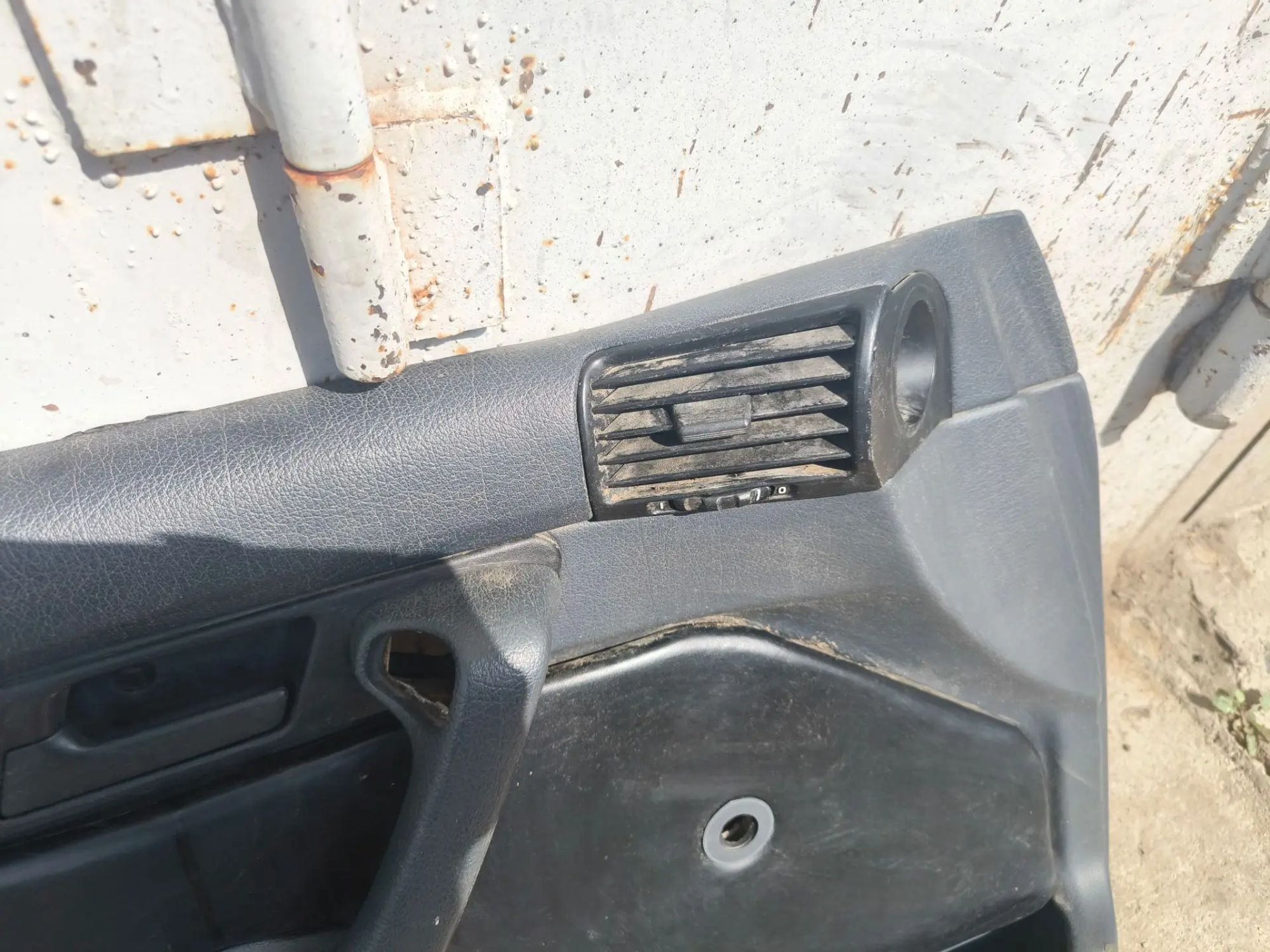 https://ycs.partsauto.market/partsauto-images/thmbs/userImages/d89d66a30f14dbad161fb7a986aa0fe5/part/616fd281-a216-4638-97b0-3774a66edae0_1782655619109.jpg