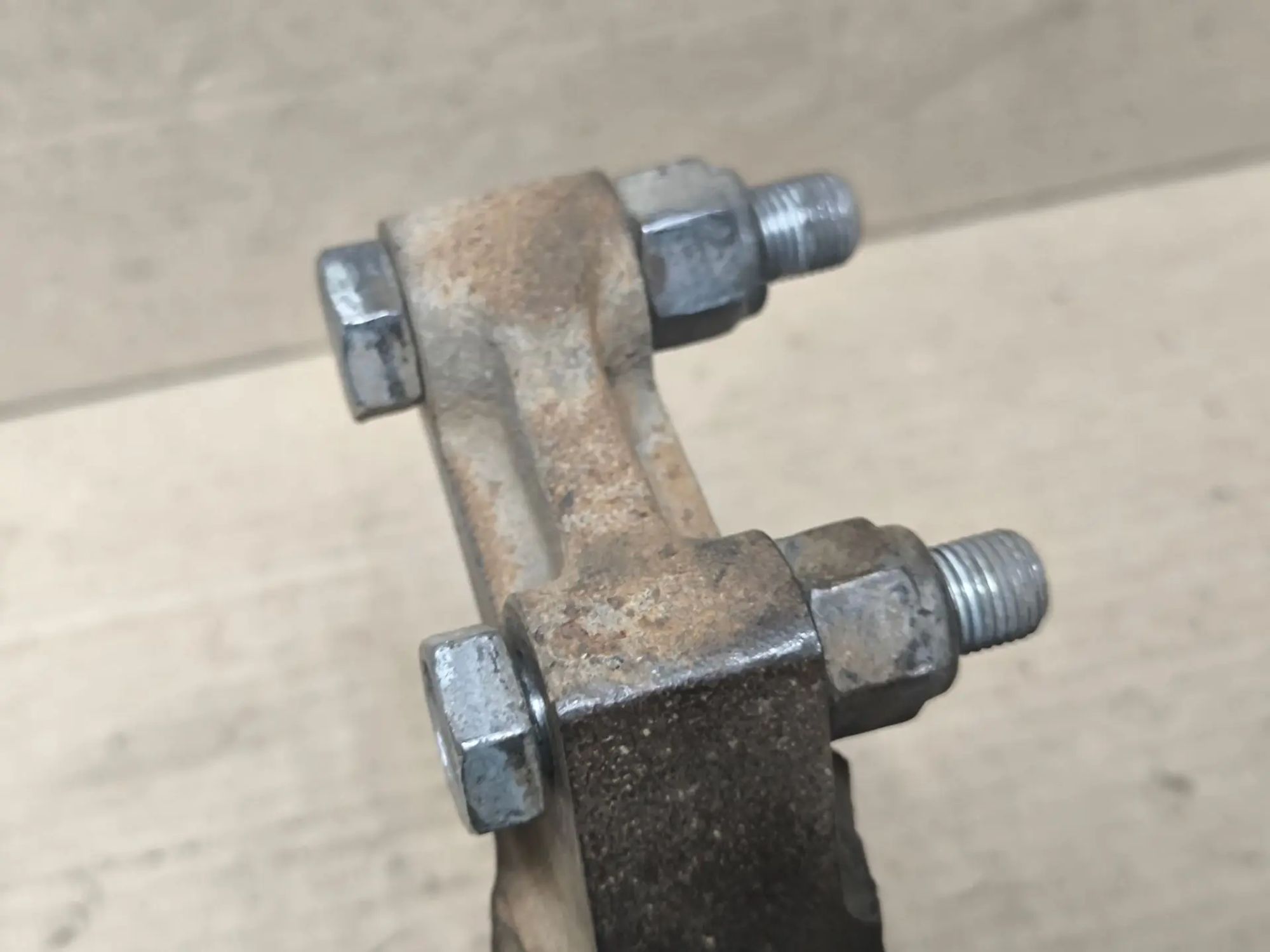 https://ycs.partsauto.market/partsauto-images/thmbs/userImages/d89d66a30f14dbad161fb7a986aa0fe5/part/62eaddf7-332b-46e2-8f64-7a121e5a005d_1783852366044.jpg