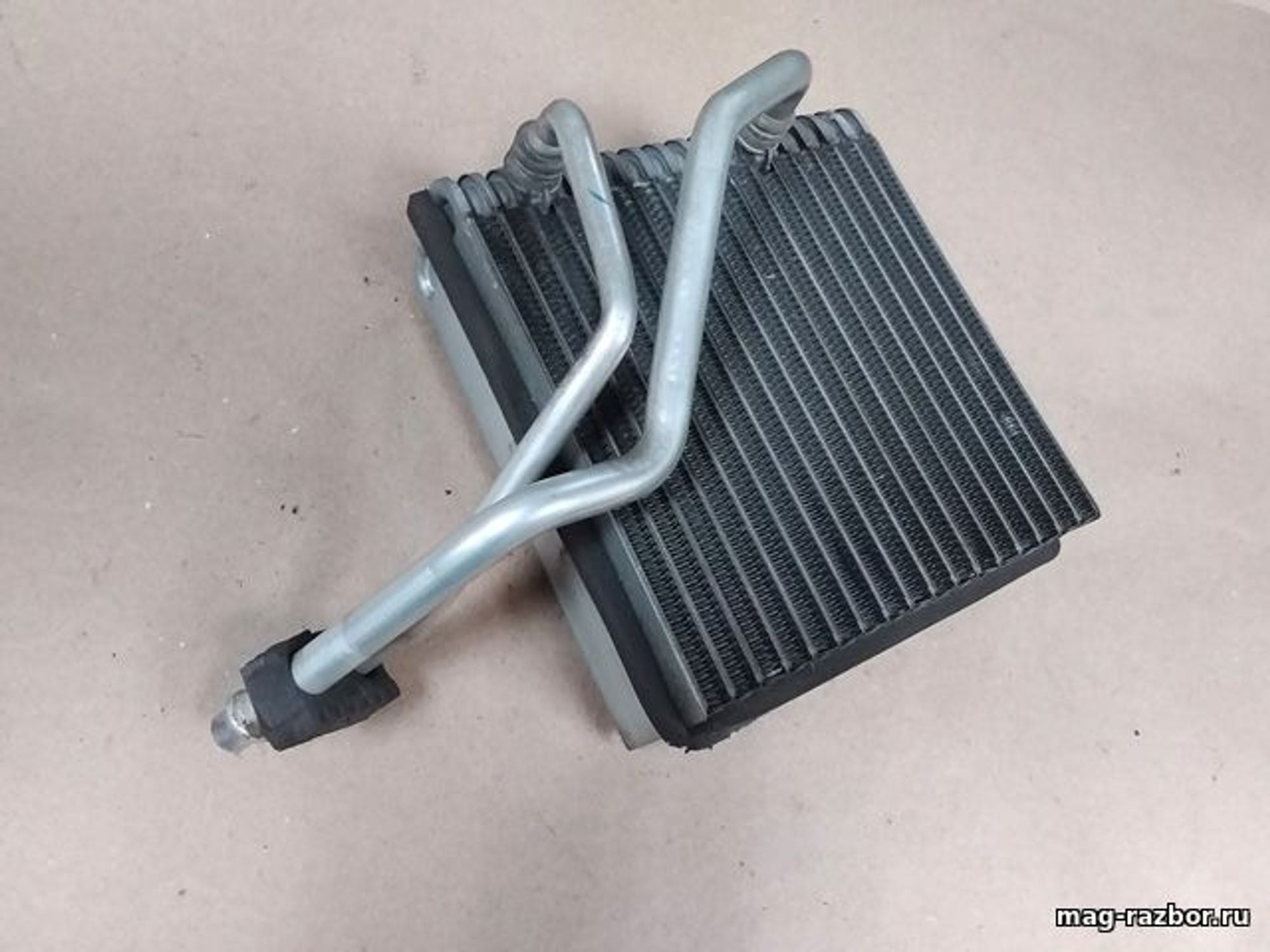 https://ycs.partsauto.market/partsauto-images/thmbs/userImages/d89d66a30f14dbad161fb7a986aa0fe5/part/63248ae3-7660-4afd-af06-7f4780bb91ac_1721034907312.jpg