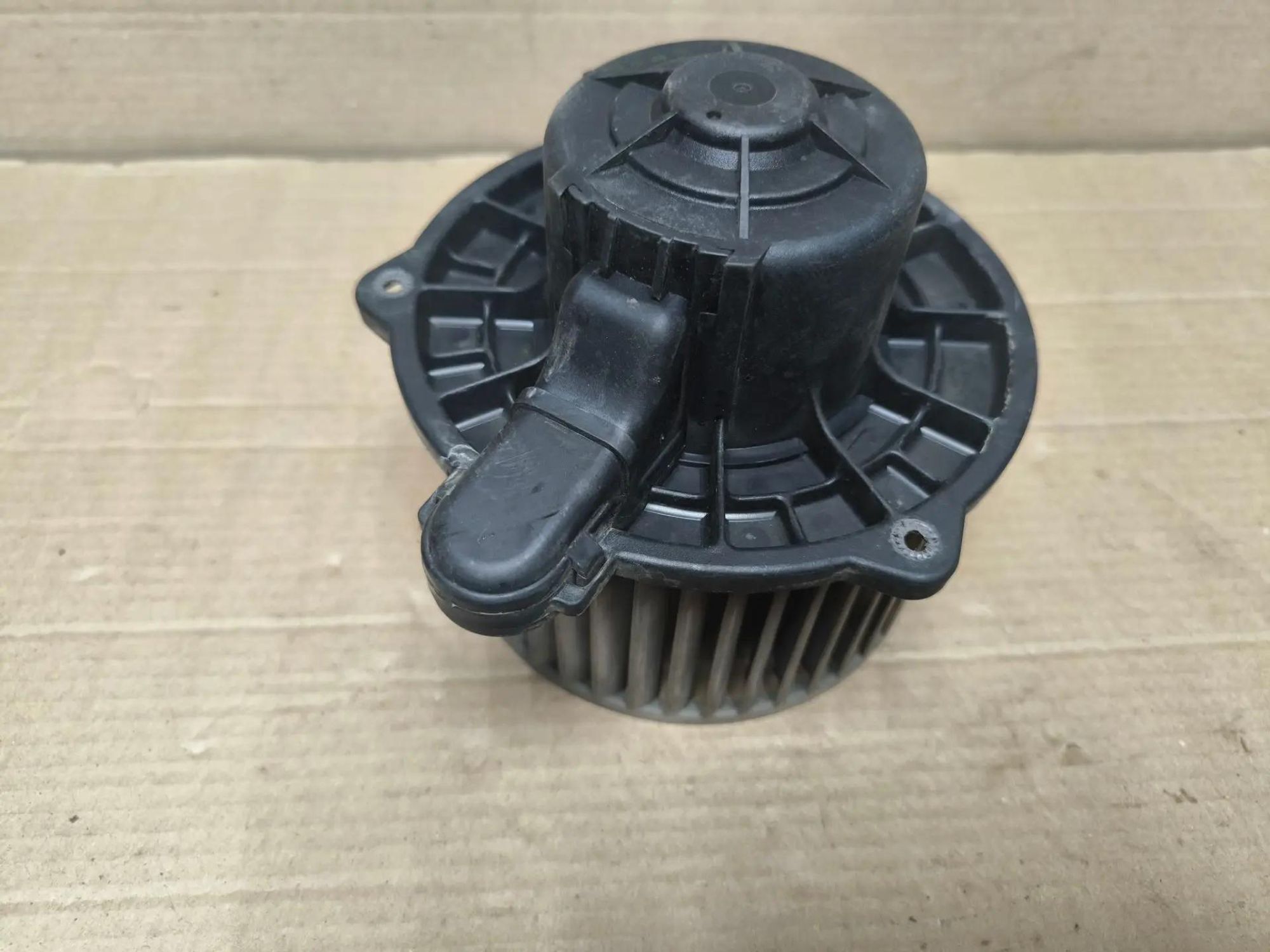 https://ycs.partsauto.market/partsauto-images/thmbs/userImages/d89d66a30f14dbad161fb7a986aa0fe5/part/6358b462-f134-45f3-ae2a-b65c4be35b79_1786261920303.jpg