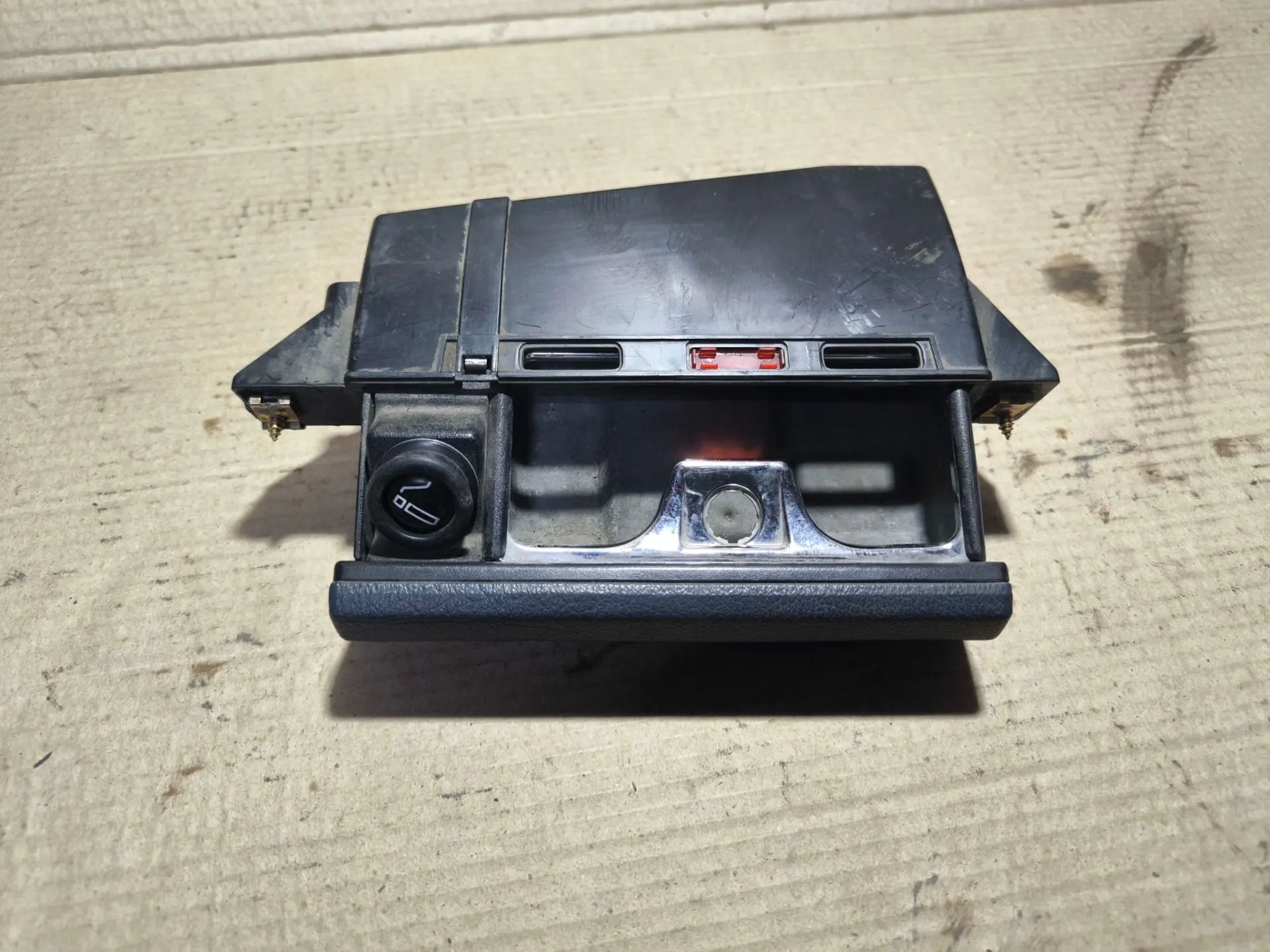 https://ycs.partsauto.market/partsauto-images/thmbs/userImages/d89d66a30f14dbad161fb7a986aa0fe5/part/639aec9c-d3c9-44a9-9b48-02f36f16dd79_1781699799355.jpg