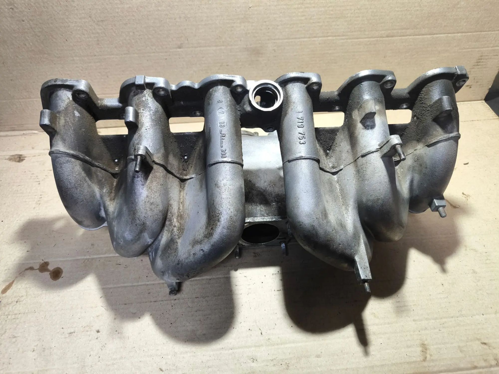 https://ycs.partsauto.market/partsauto-images/thmbs/userImages/d89d66a30f14dbad161fb7a986aa0fe5/part/641cd1a5-52ea-40b6-b97c-4685898f0e04_1783057053468.jpg