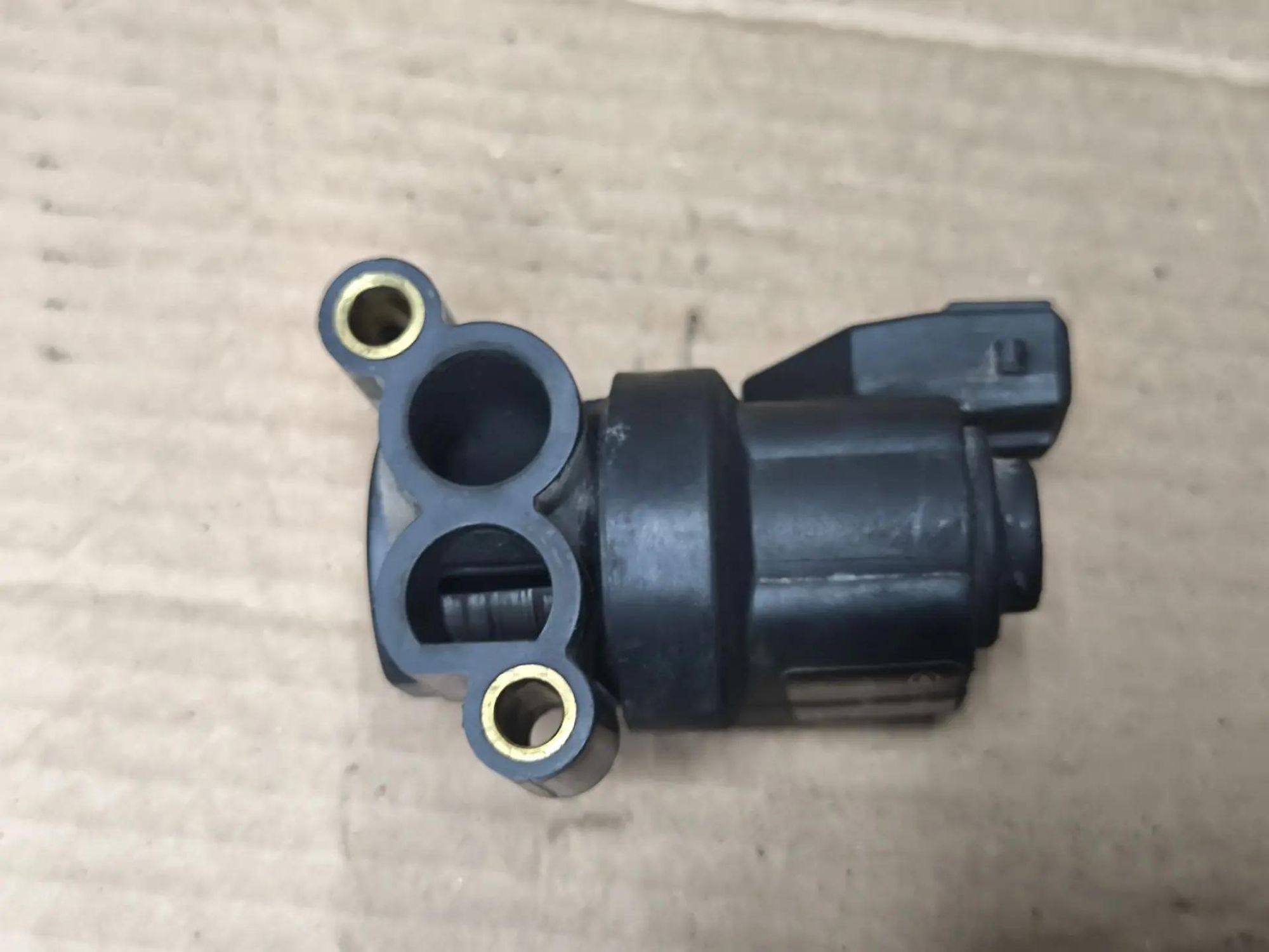 https://ycs.partsauto.market/partsauto-images/thmbs/userImages/d89d66a30f14dbad161fb7a986aa0fe5/part/649c398d-baa4-409b-a9cc-0e0673156f8b_1786976600974.jpg