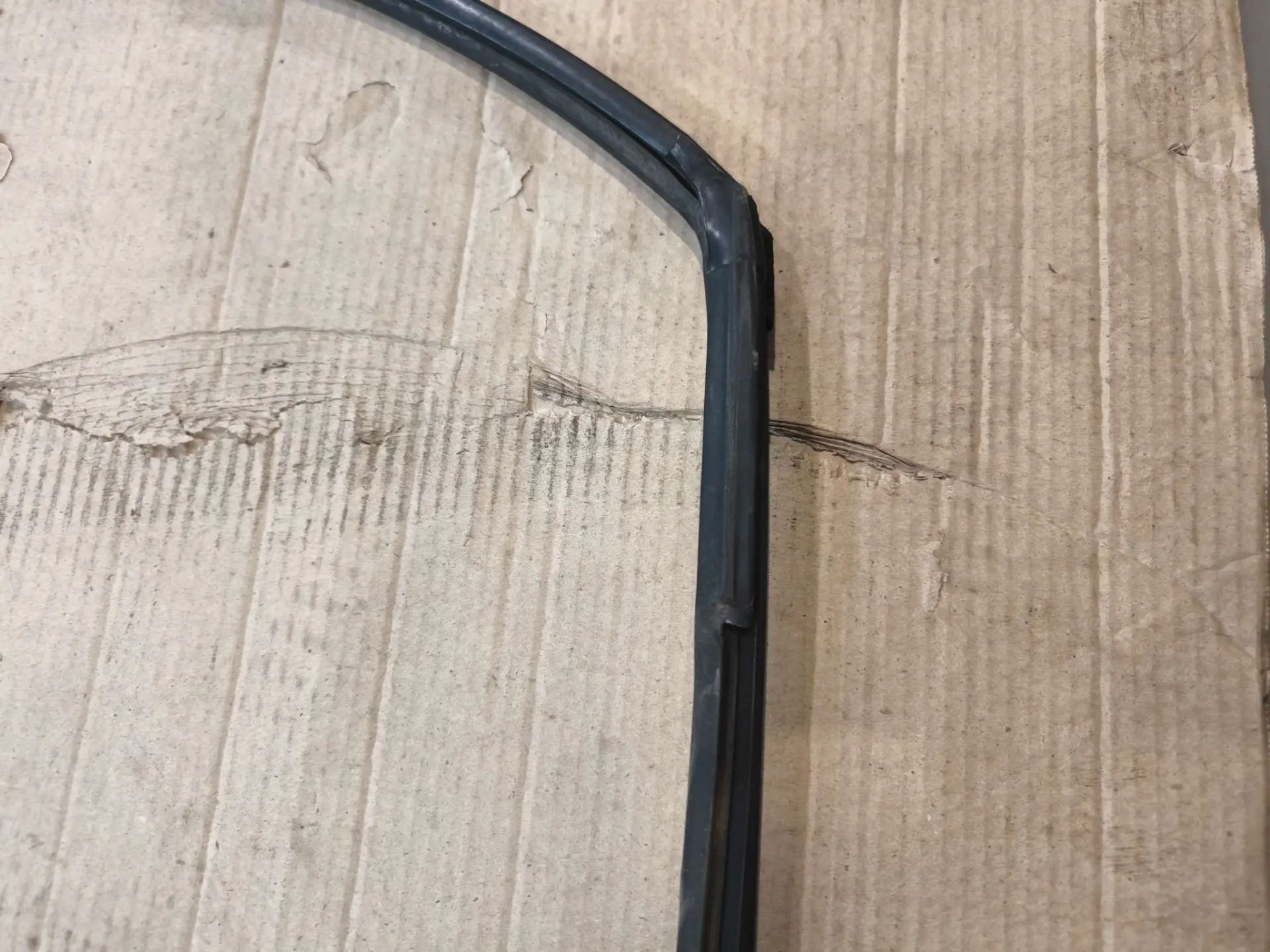 https://ycs.partsauto.market/partsauto-images/thmbs/userImages/d89d66a30f14dbad161fb7a986aa0fe5/part/6513d41b-c46c-4a74-a8c6-6f23b79d3556_1784442413363.jpg