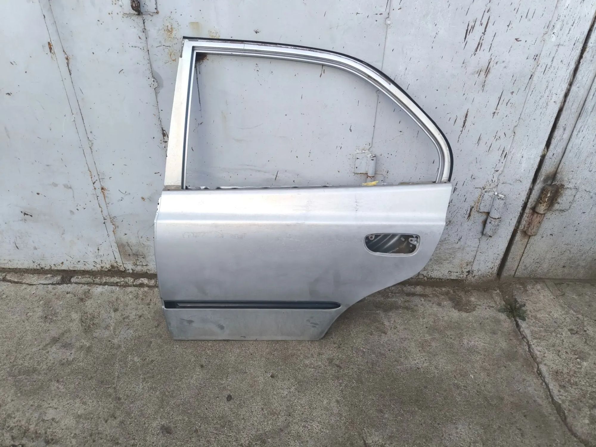 https://ycs.partsauto.market/partsauto-images/thmbs/userImages/d89d66a30f14dbad161fb7a986aa0fe5/part/653db015-7799-4a11-b971-d43a0fb39970_1784473084234.jpg