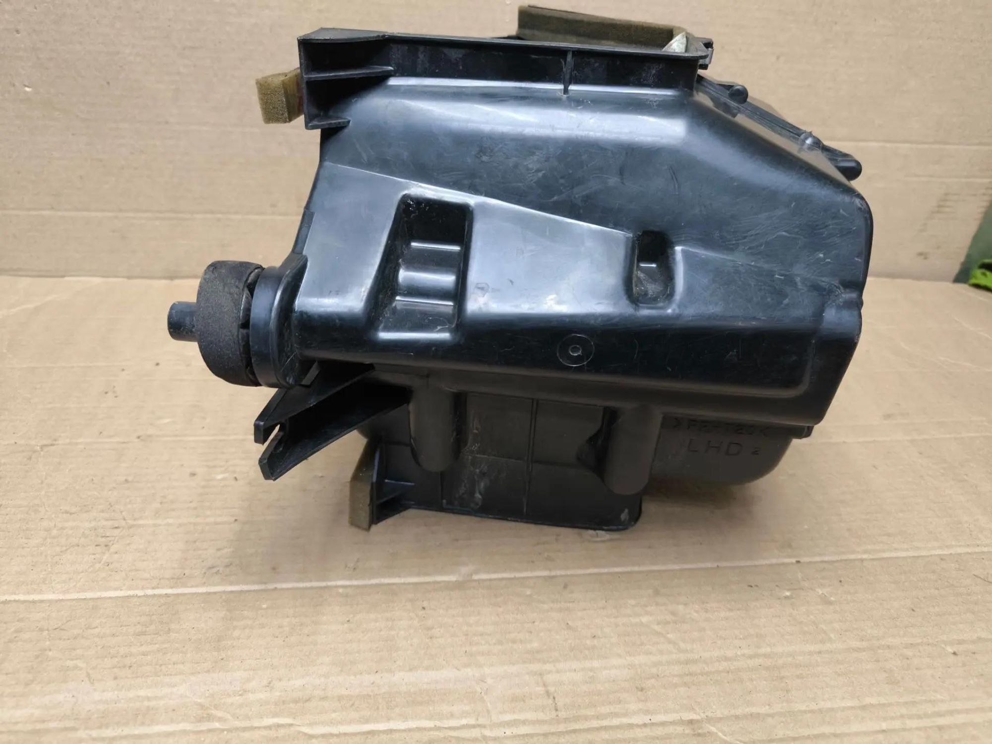 https://ycs.partsauto.market/partsauto-images/thmbs/userImages/d89d66a30f14dbad161fb7a986aa0fe5/part/6540a89d-d8a5-4be2-b5d6-80d6dd87c2b5_1786974834820.jpg
