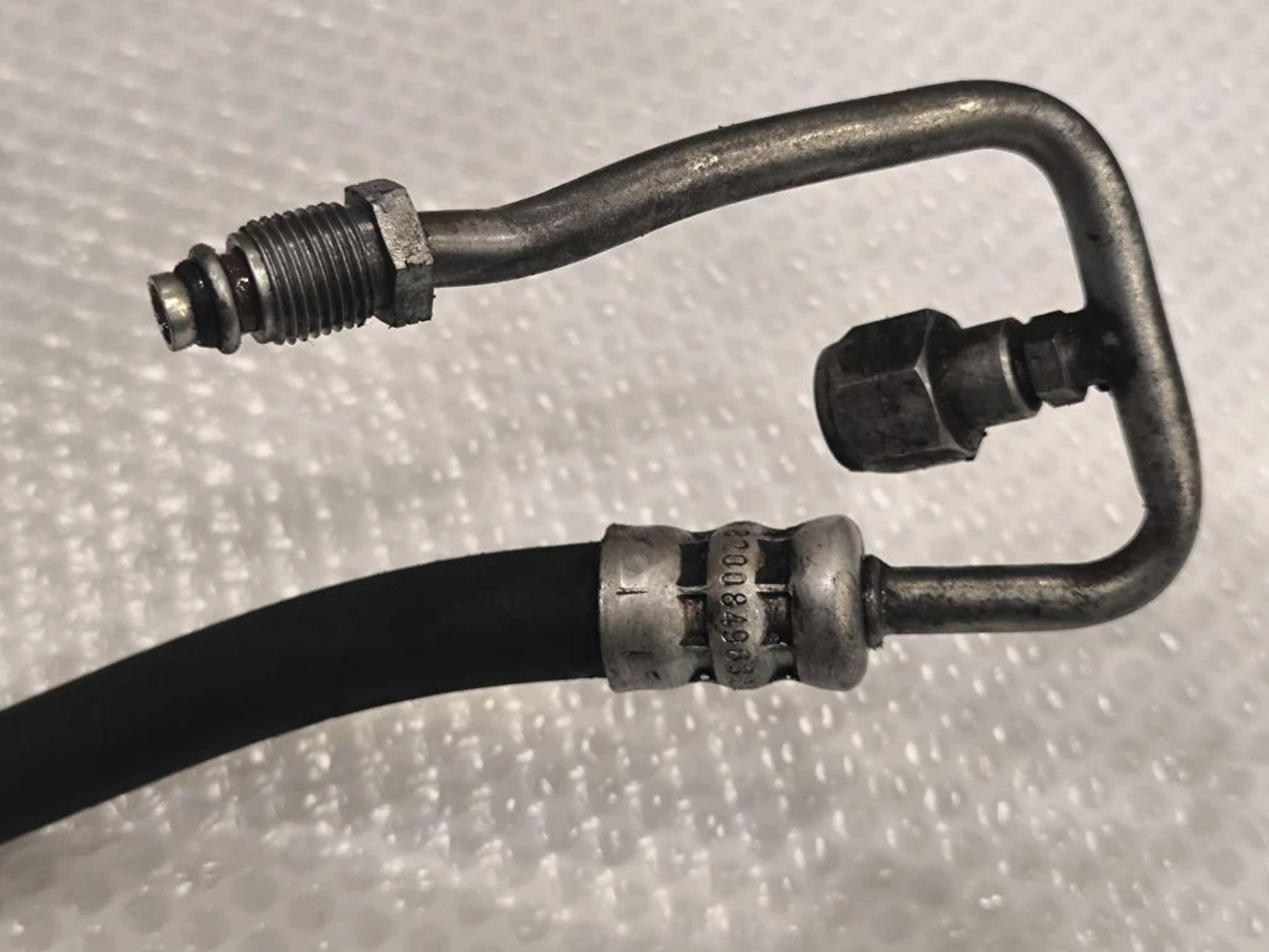 https://ycs.partsauto.market/partsauto-images/thmbs/userImages/d89d66a30f14dbad161fb7a986aa0fe5/part/654a1b2c-8b17-4dec-a3f8-a9c231961dda_1777028817211.jpg