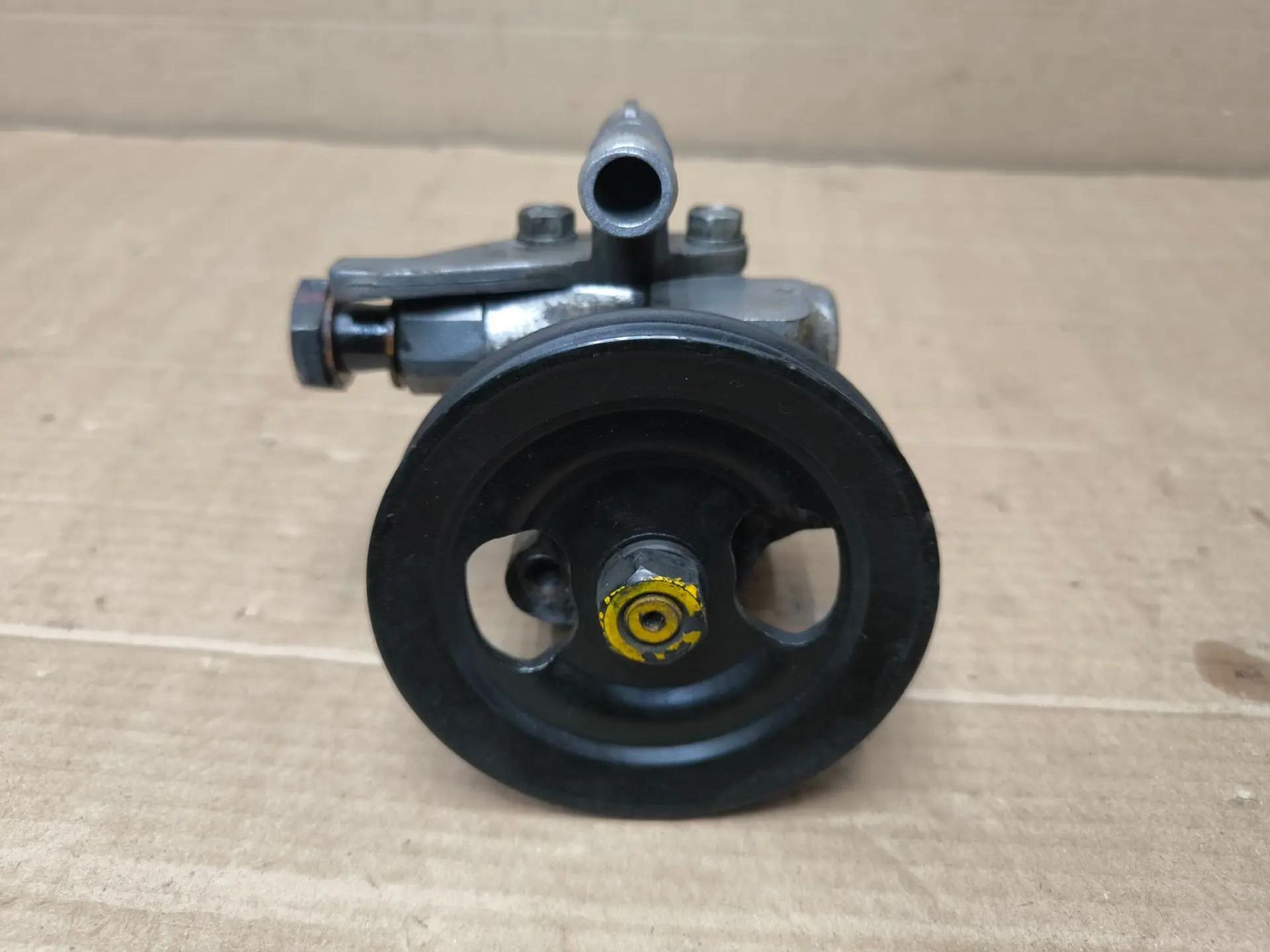 https://ycs.partsauto.market/partsauto-images/thmbs/userImages/d89d66a30f14dbad161fb7a986aa0fe5/part/65ebf46d-204e-4cff-ae2c-273751d557fc_1786423837902.jpg