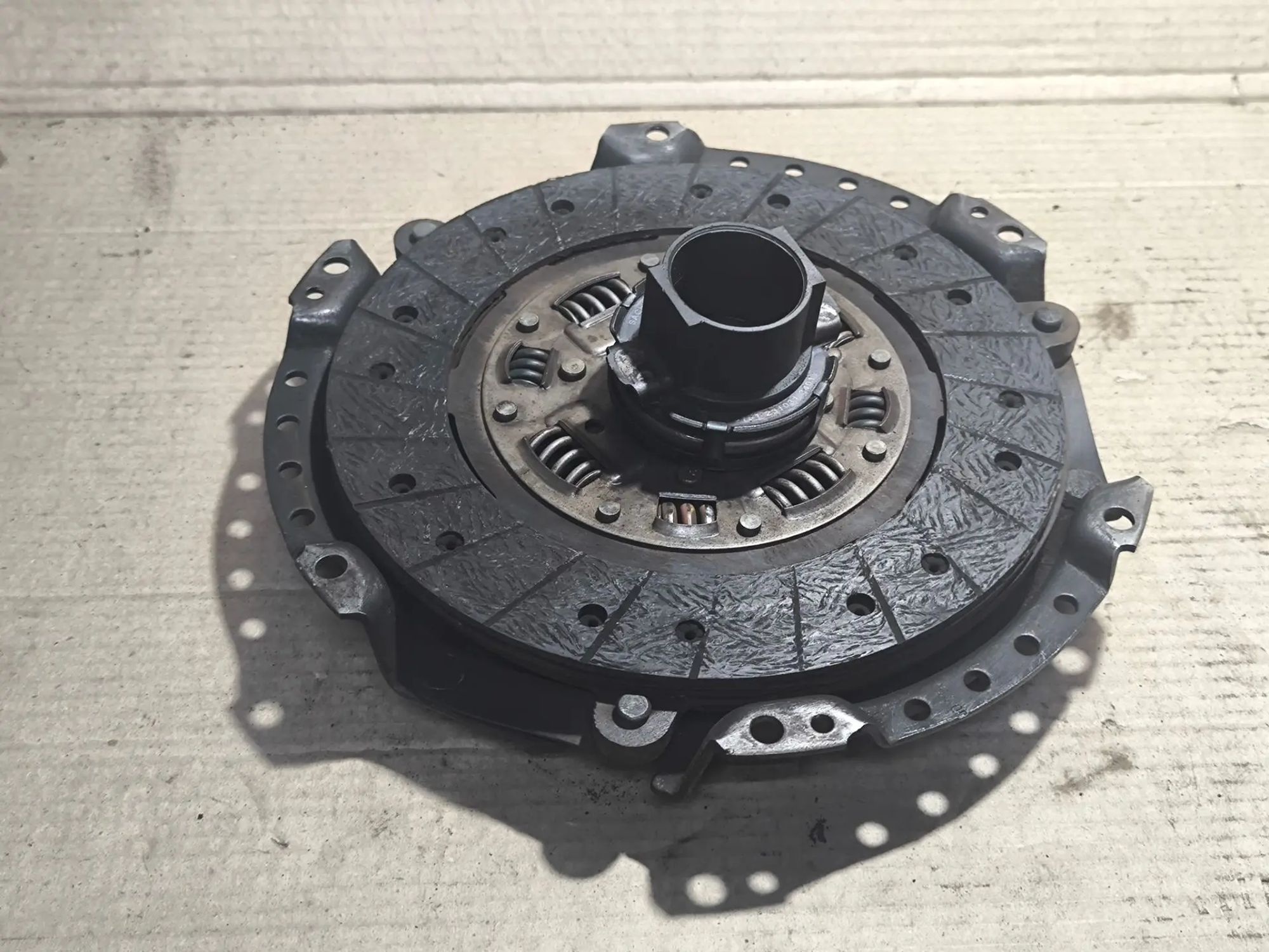 https://ycs.partsauto.market/partsauto-images/thmbs/userImages/d89d66a30f14dbad161fb7a986aa0fe5/part/6623d034-f0da-44c4-8695-606ffb2c9676_1782406519353.jpg