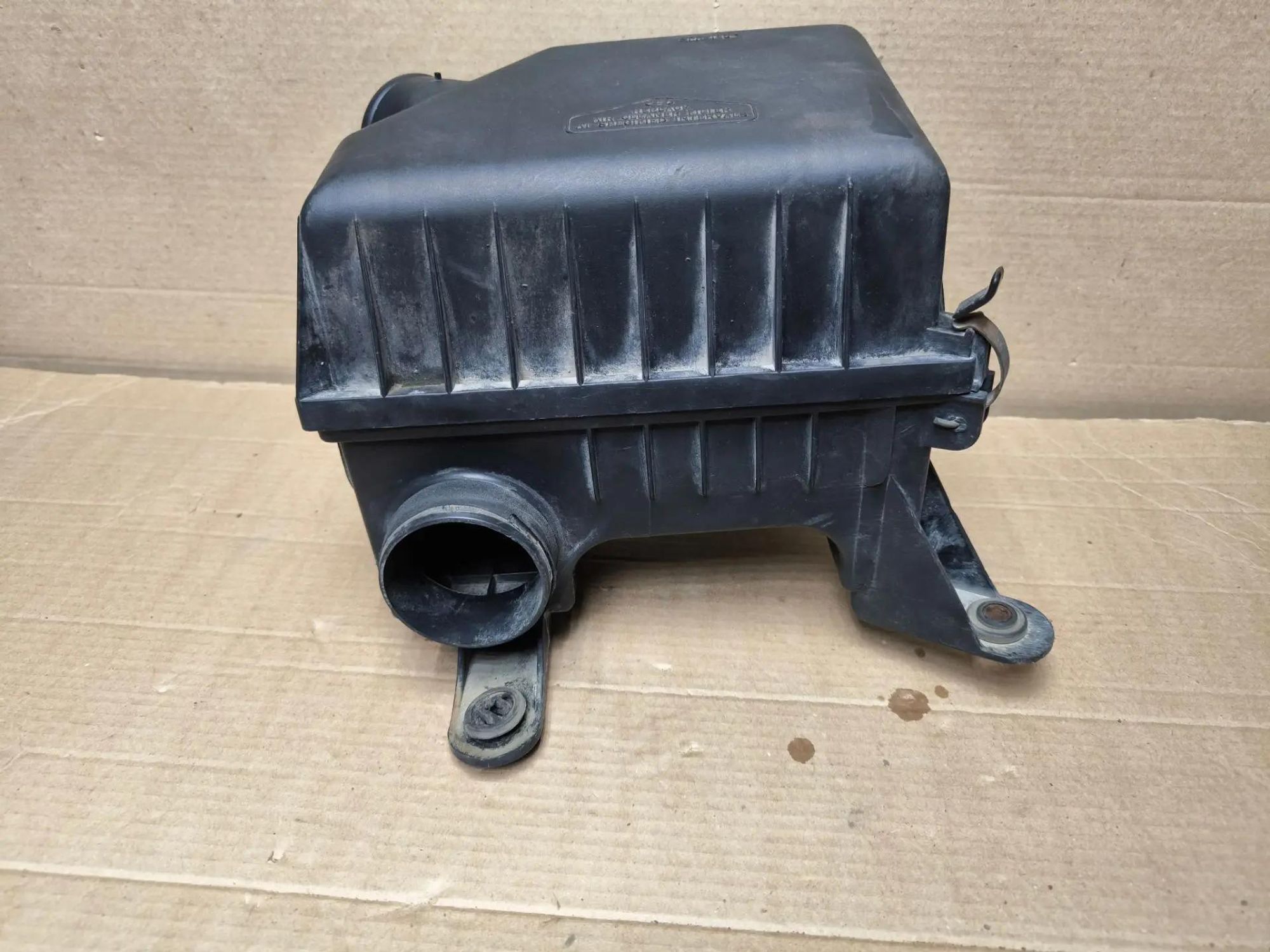 https://ycs.partsauto.market/partsauto-images/thmbs/userImages/d89d66a30f14dbad161fb7a986aa0fe5/part/67077d1d-8e91-4a87-b19f-a10f4963cc3d_1785567766747.jpg