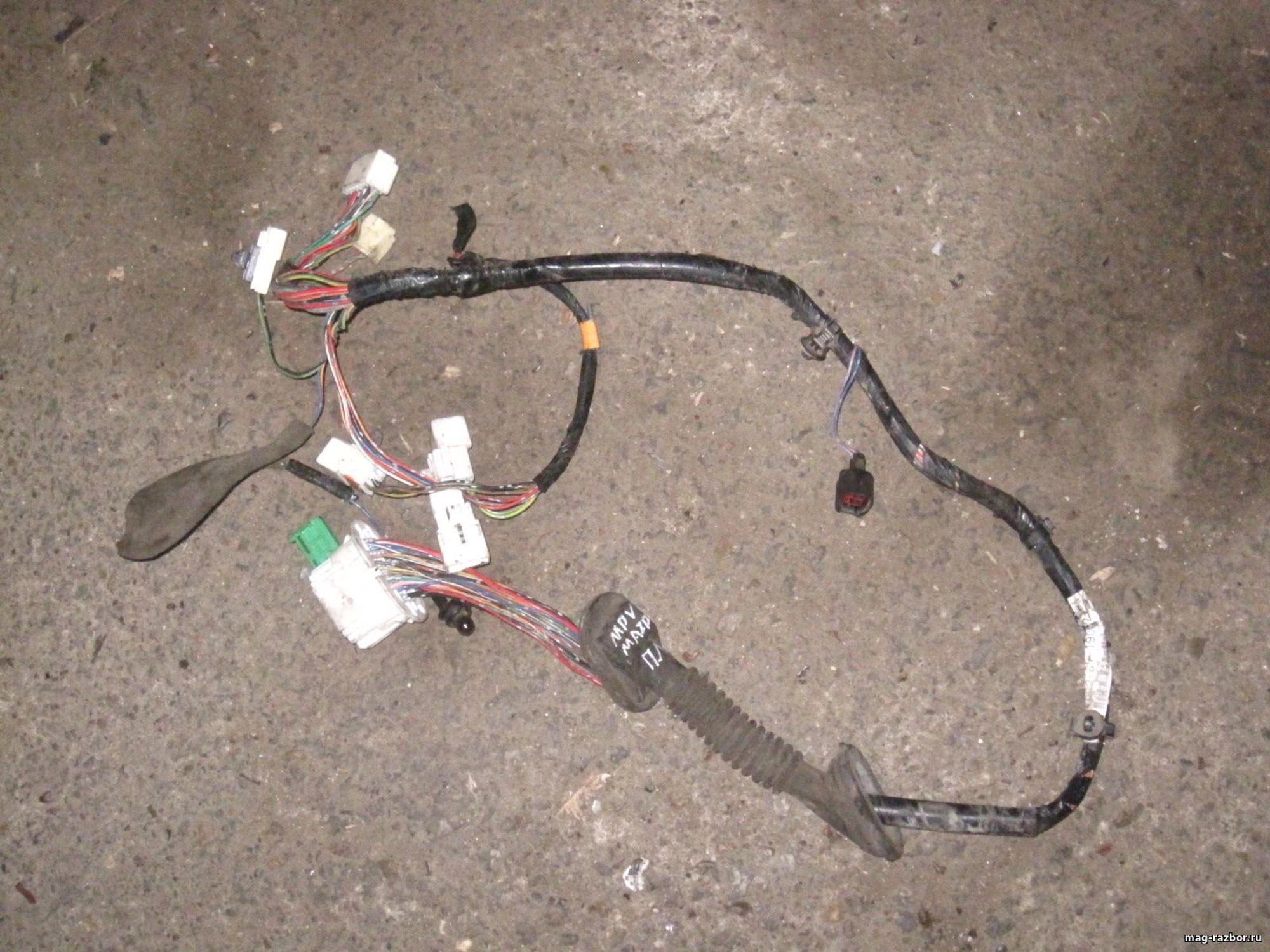 https://ycs.partsauto.market/partsauto-images/thmbs/userImages/d89d66a30f14dbad161fb7a986aa0fe5/part/67ea39ba-5b76-436d-ad11-d12a4429c13f_1715934326646.jpg