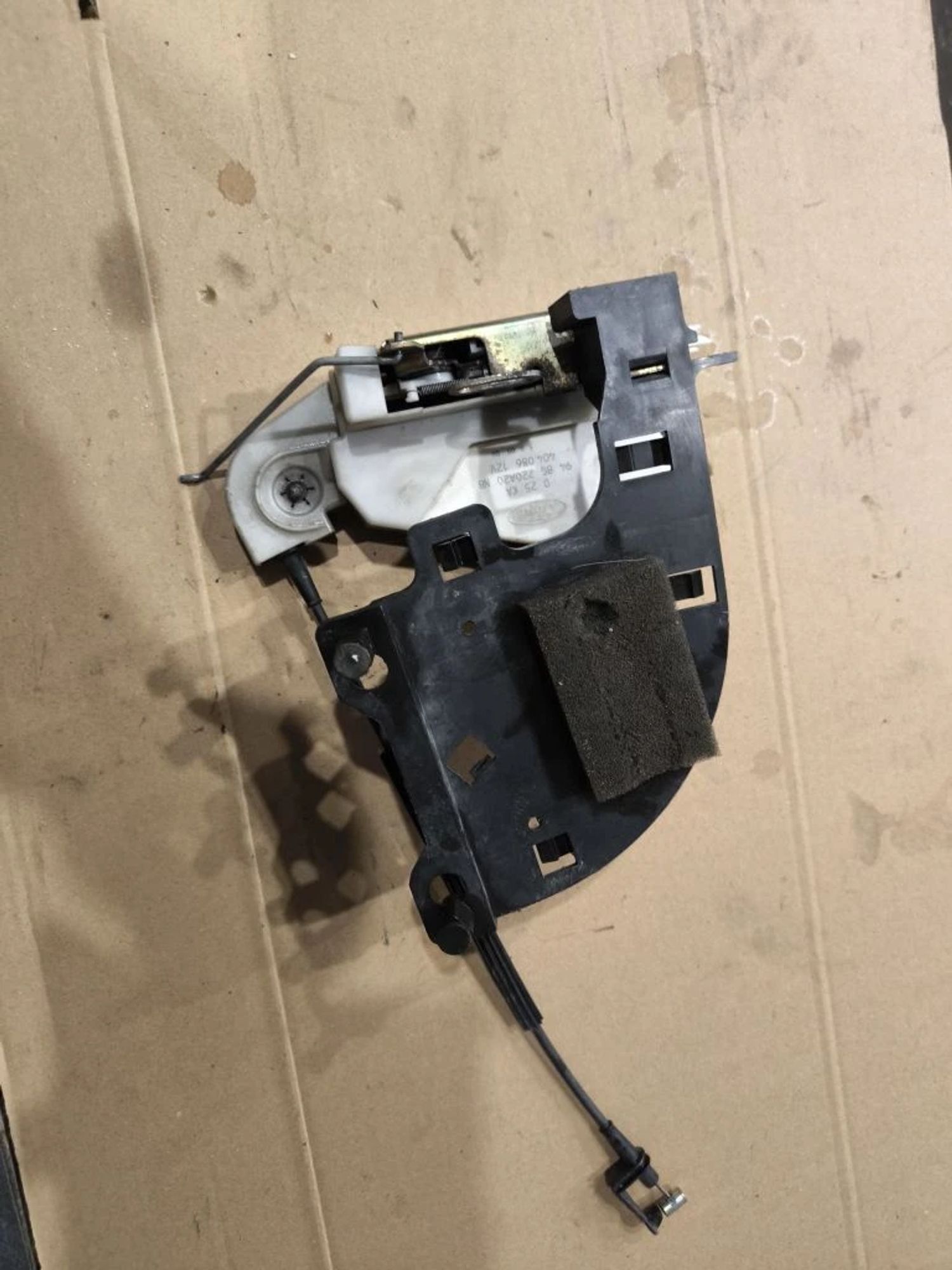 https://ycs.partsauto.market/partsauto-images/thmbs/userImages/d89d66a30f14dbad161fb7a986aa0fe5/part/6882d8d9-fc26-43db-9ac4-e9446e363deb_1776922391295.jpg