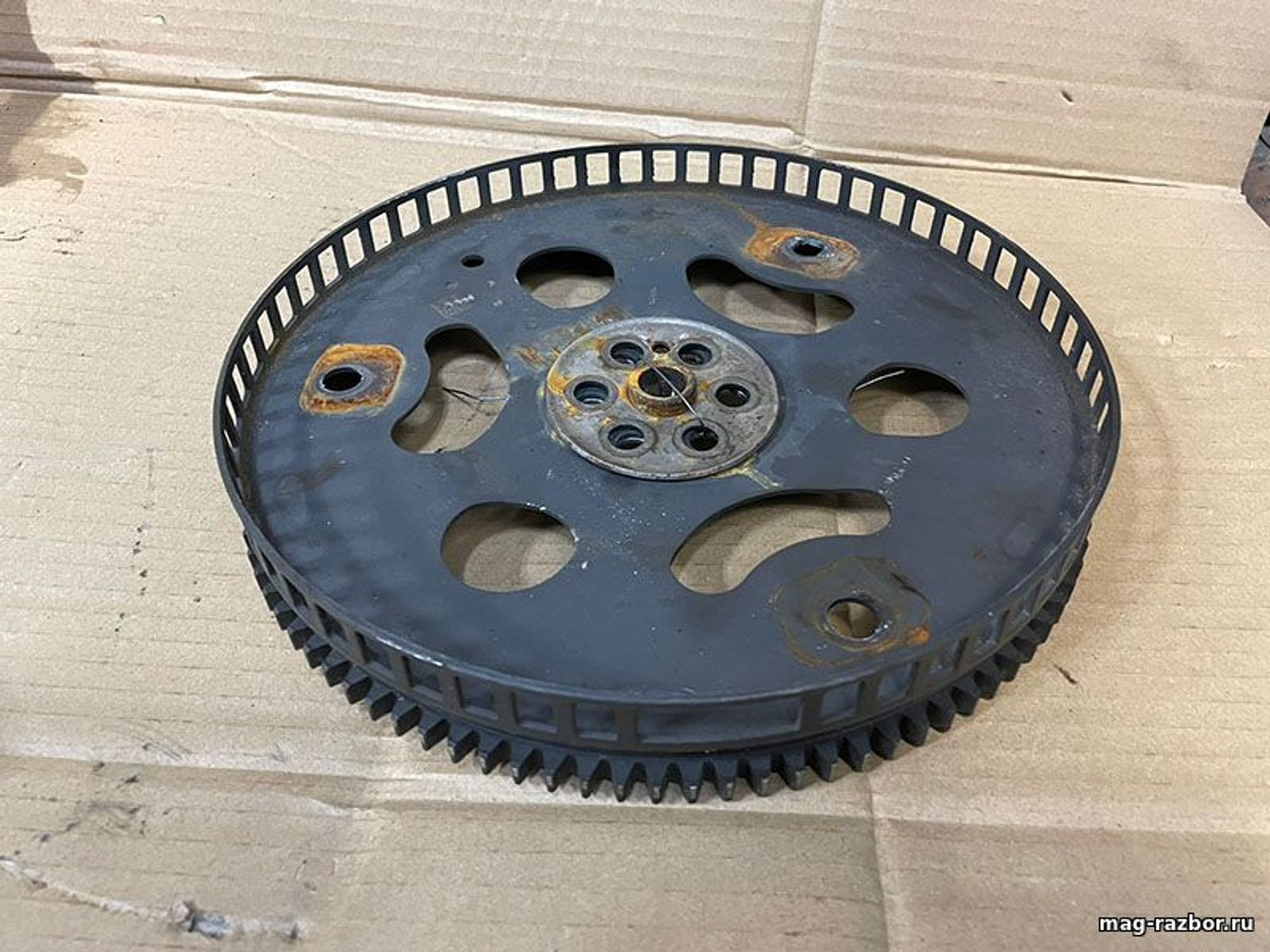 https://ycs.partsauto.market/partsauto-images/thmbs/userImages/d89d66a30f14dbad161fb7a986aa0fe5/part/6a0c9924-0cd3-4822-96c8-5899628e286b_1694411320196.jpg