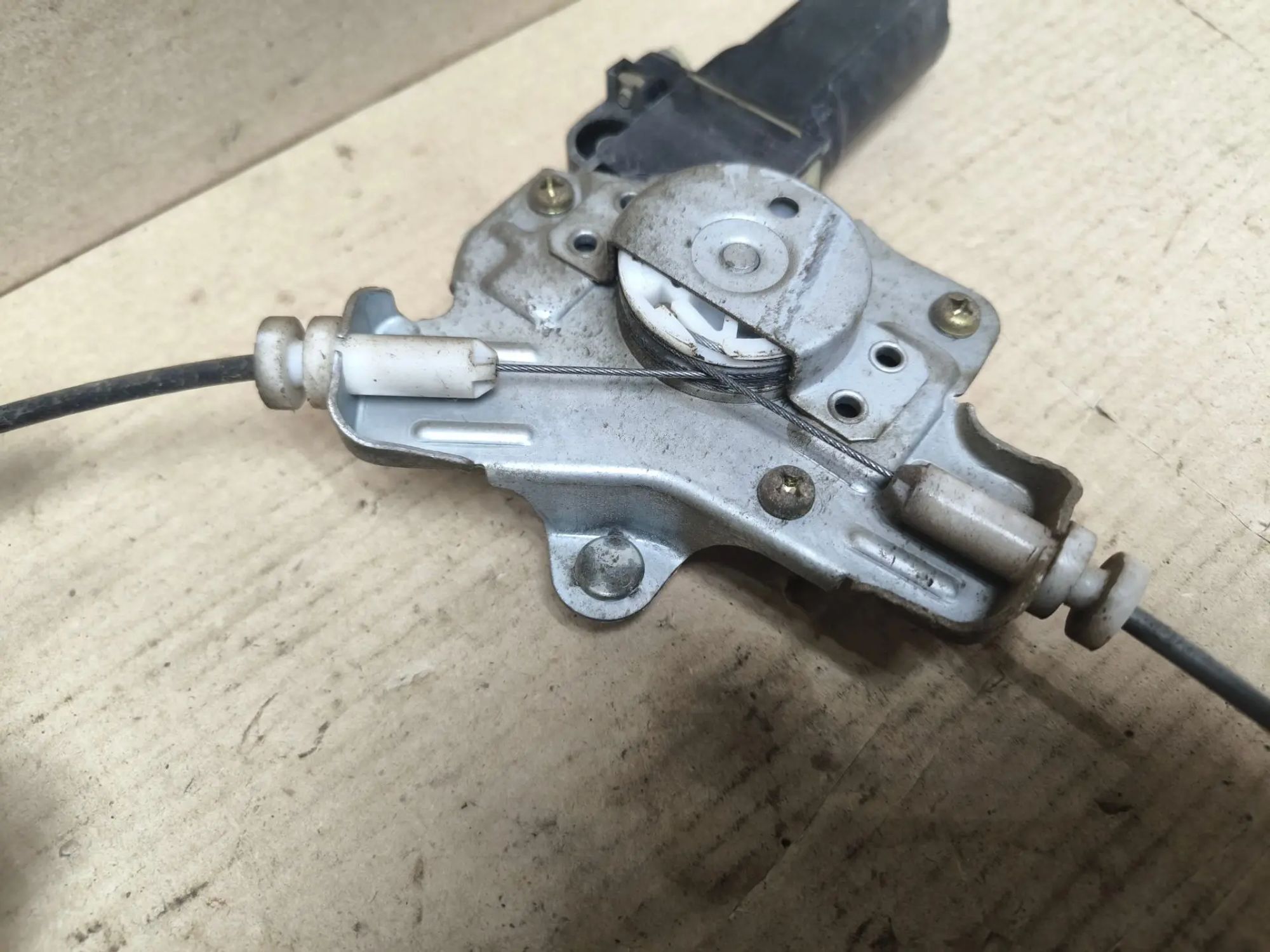 https://ycs.partsauto.market/partsauto-images/thmbs/userImages/d89d66a30f14dbad161fb7a986aa0fe5/part/6b6bd06d-926b-4966-ae90-9c2df59b52fd_1784442093015.jpg