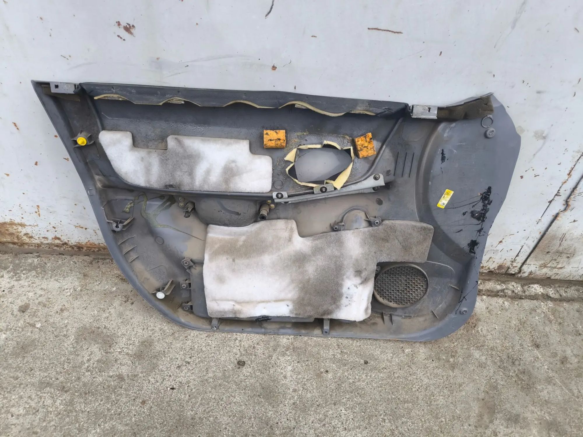https://ycs.partsauto.market/partsauto-images/thmbs/userImages/d89d66a30f14dbad161fb7a986aa0fe5/part/6bab524a-1840-4ed4-b787-f9d79e0e4678_1784892023759.jpg