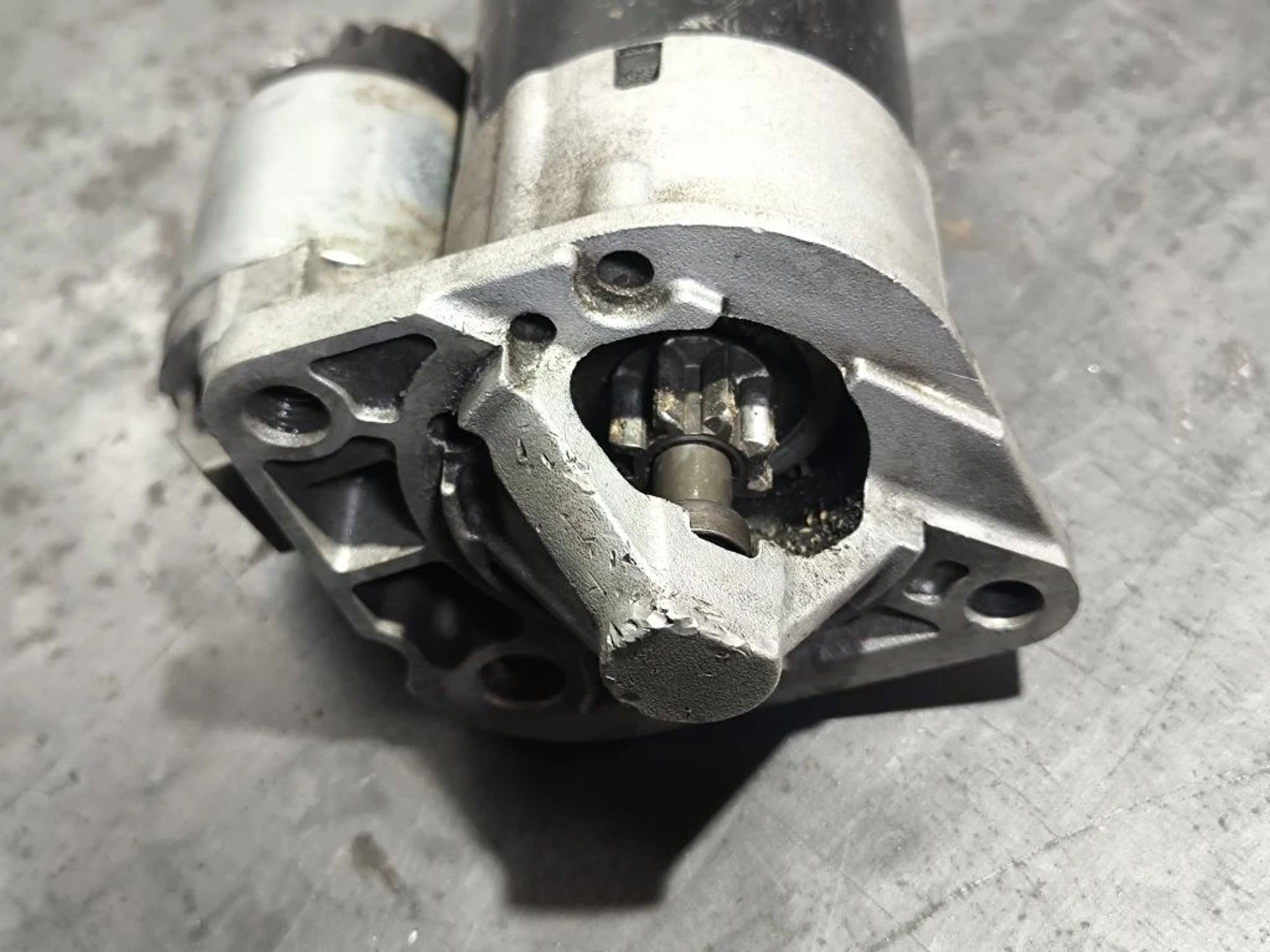https://ycs.partsauto.market/partsauto-images/thmbs/userImages/d89d66a30f14dbad161fb7a986aa0fe5/part/6c20e765-69f5-4fcb-a814-c126e1910c56_1780467540205.jpg