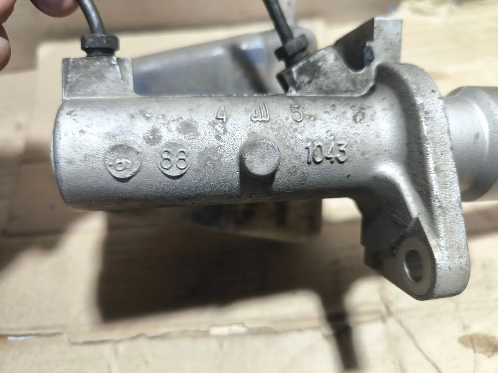 https://ycs.partsauto.market/partsauto-images/thmbs/userImages/d89d66a30f14dbad161fb7a986aa0fe5/part/6e89d0c5-d983-4dbb-8fbb-078c649208ec_1782835461800.jpg