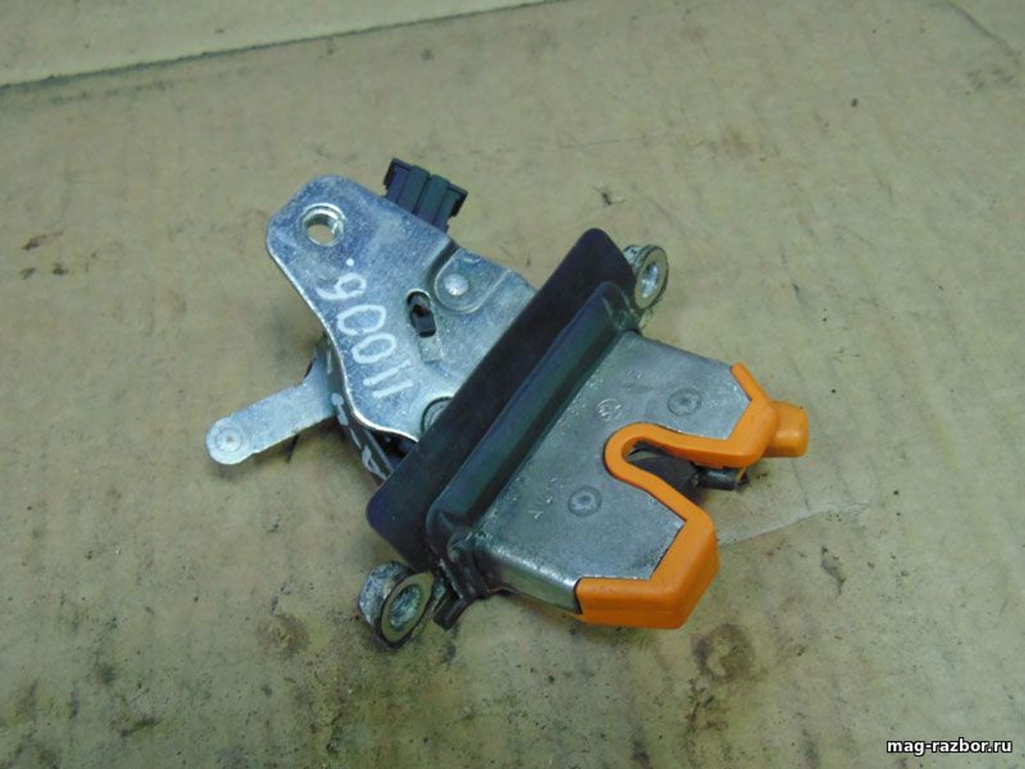 https://ycs.partsauto.market/partsauto-images/thmbs/userImages/d89d66a30f14dbad161fb7a986aa0fe5/part/6f4974ff-9b5c-4c7a-900d-f7f0cc05b2da_1721034801022.jpg