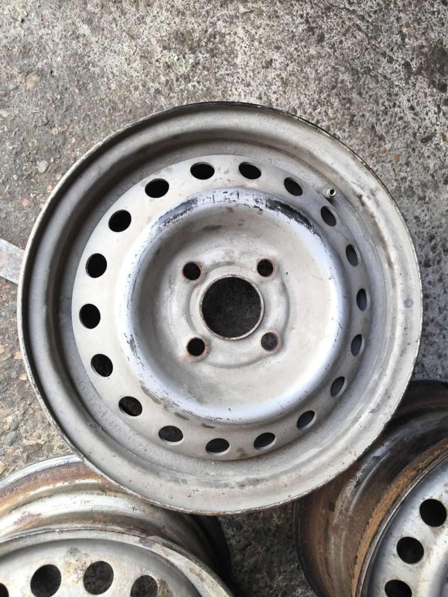 https://ycs.partsauto.market/partsauto-images/thmbs/userImages/d89d66a30f14dbad161fb7a986aa0fe5/part/6fbbb61b-8f94-4205-85dd-b792c2254942_1778832233289.jpg