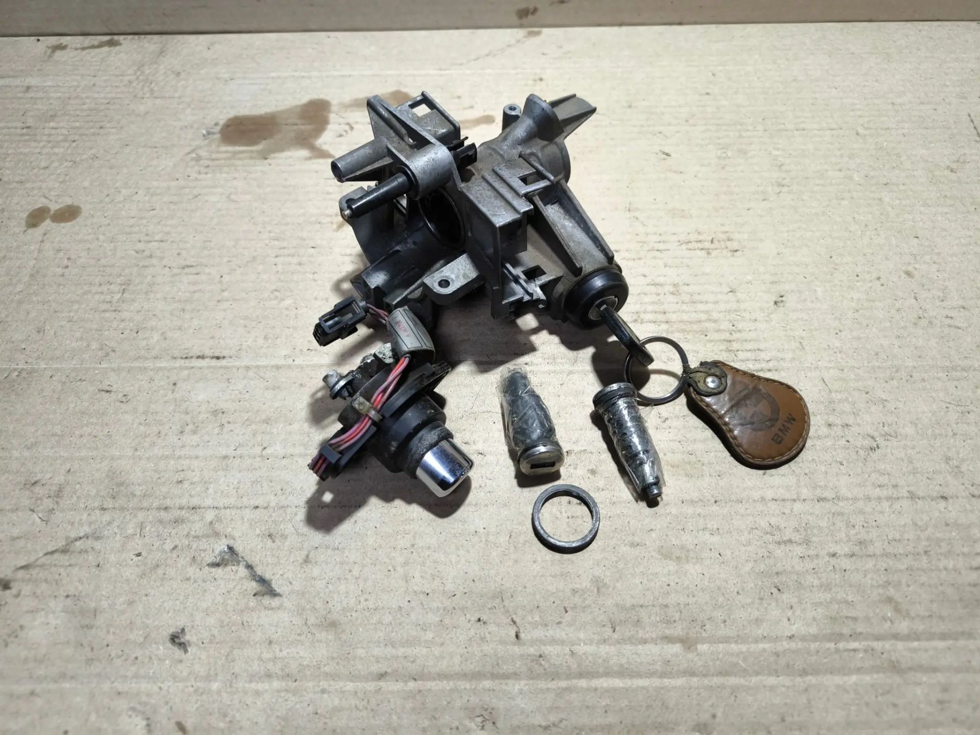 https://ycs.partsauto.market/partsauto-images/thmbs/userImages/d89d66a30f14dbad161fb7a986aa0fe5/part/710e7059-20b3-4468-82d4-44949917efdf_1783054478674.jpg