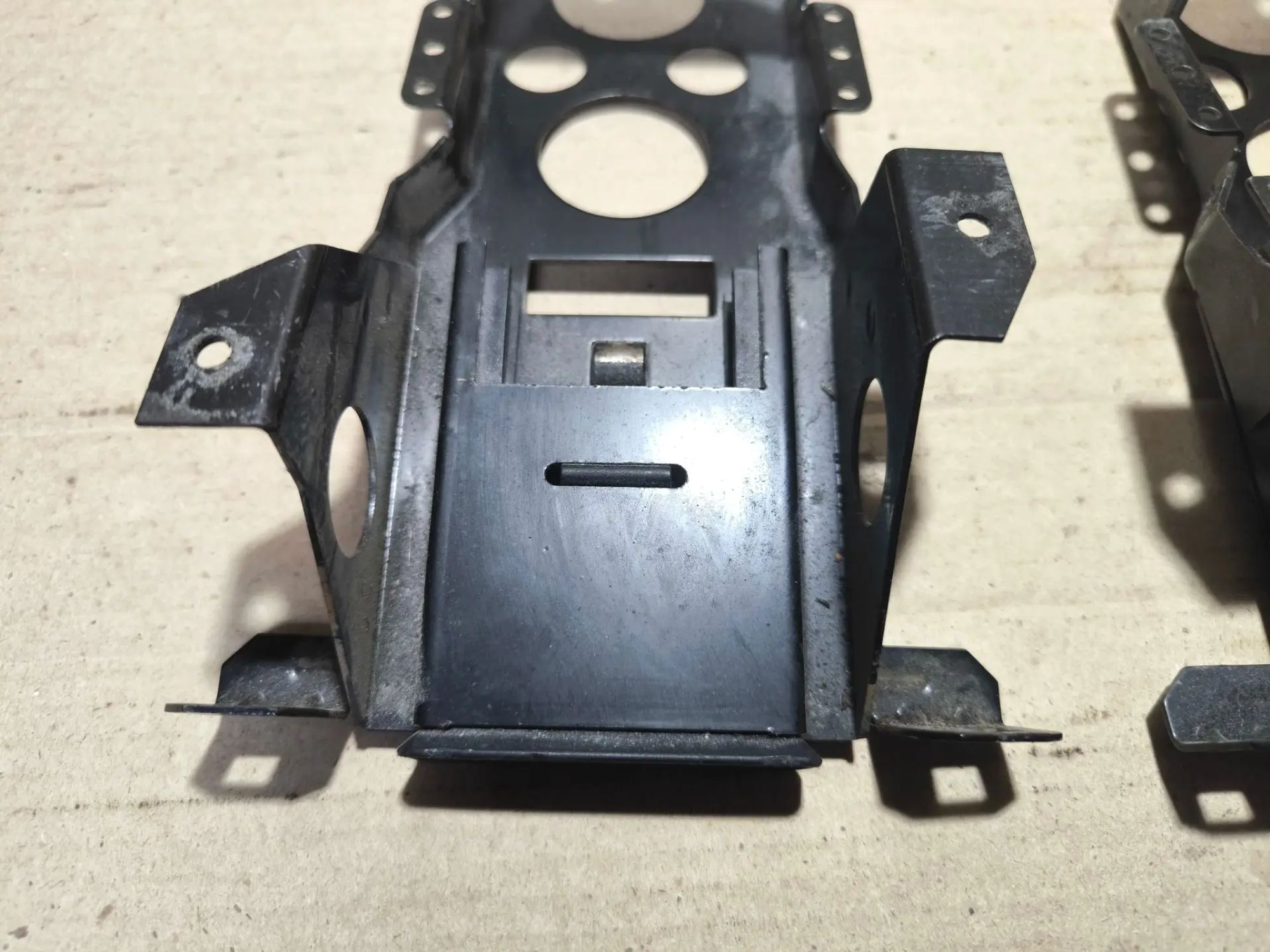 https://ycs.partsauto.market/partsauto-images/thmbs/userImages/d89d66a30f14dbad161fb7a986aa0fe5/part/71af3b70-7aea-4f02-bf45-f1d8b6eb5708_1783049685765.jpg
