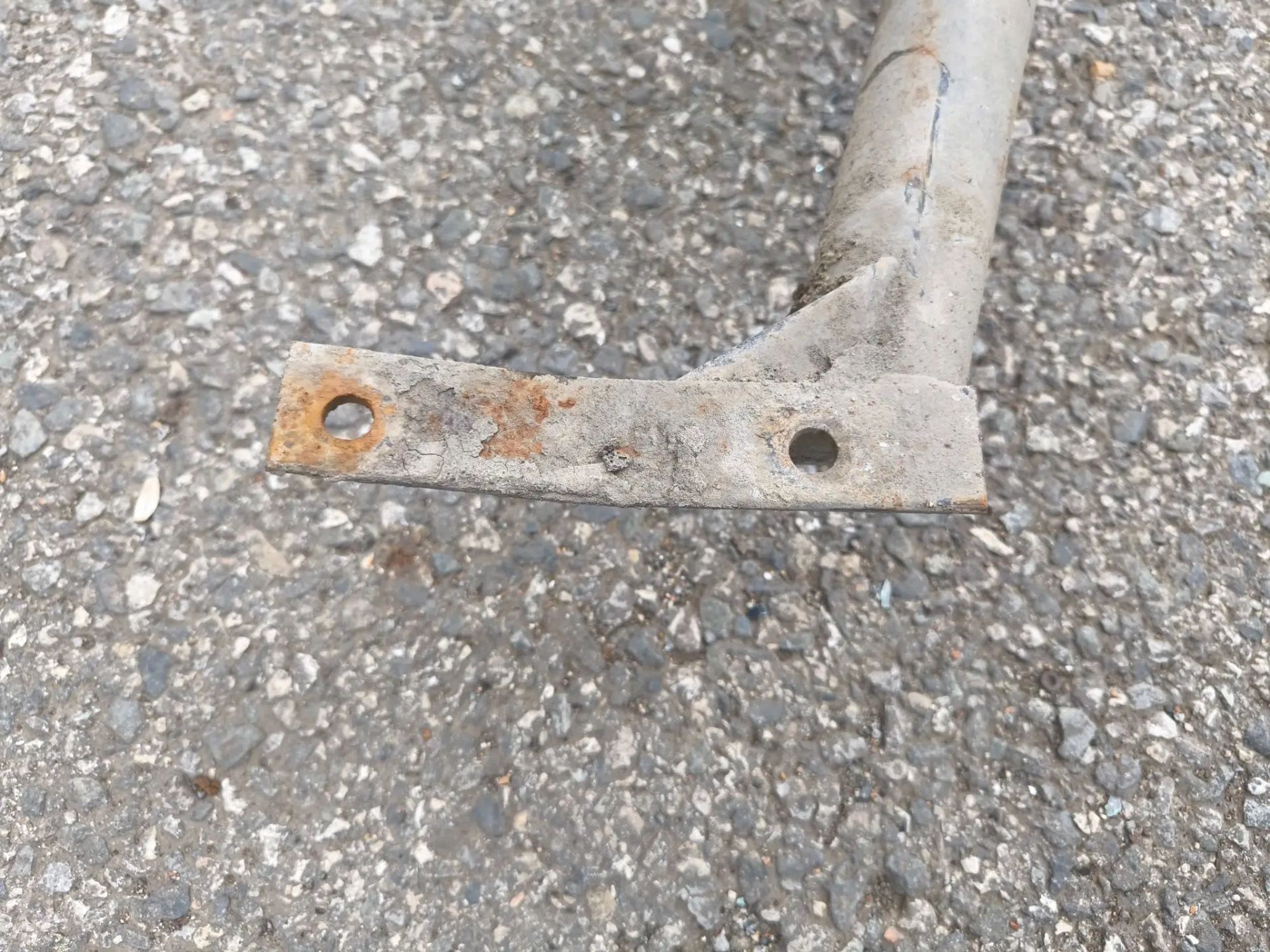 https://ycs.partsauto.market/partsauto-images/thmbs/userImages/d89d66a30f14dbad161fb7a986aa0fe5/part/722c5764-04e0-44a3-b1f1-0c22fd7ca776_1782405095771.jpg