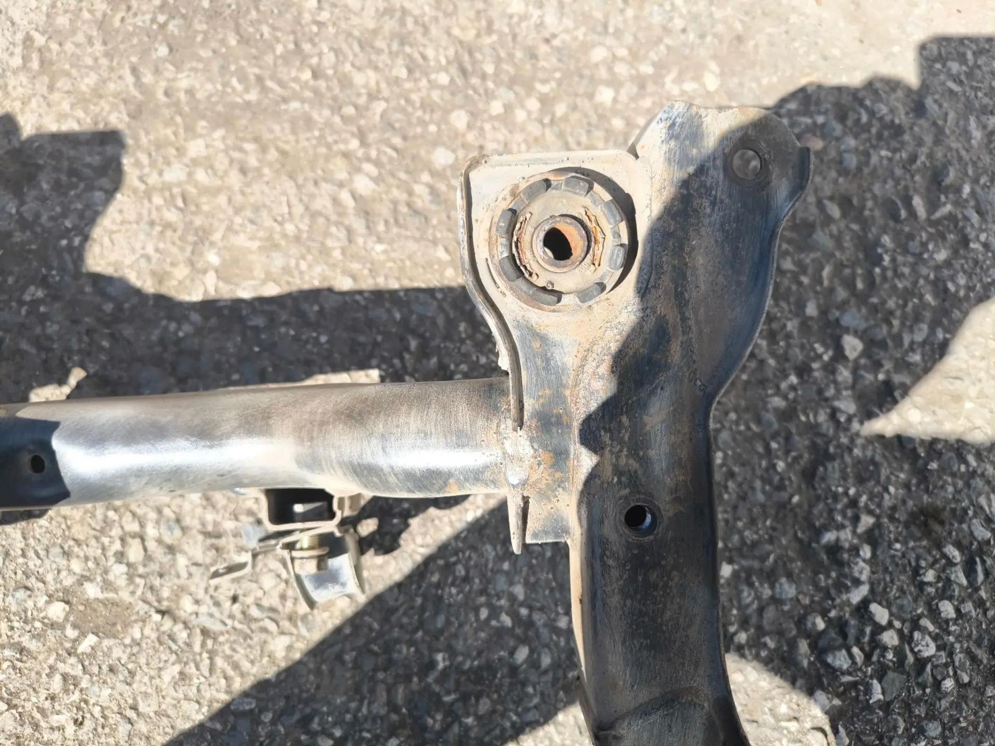 https://ycs.partsauto.market/partsauto-images/thmbs/userImages/d89d66a30f14dbad161fb7a986aa0fe5/part/72ef5cee-6656-4e8d-88b8-fe04dd0e57bf_1786261180933.jpg