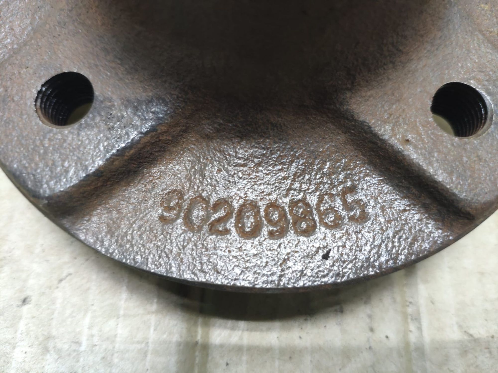 https://ycs.partsauto.market/partsauto-images/thmbs/userImages/d89d66a30f14dbad161fb7a986aa0fe5/part/731162b3-b6ef-4d1f-83a2-5f280efe4f1e_1733909502054.jpg