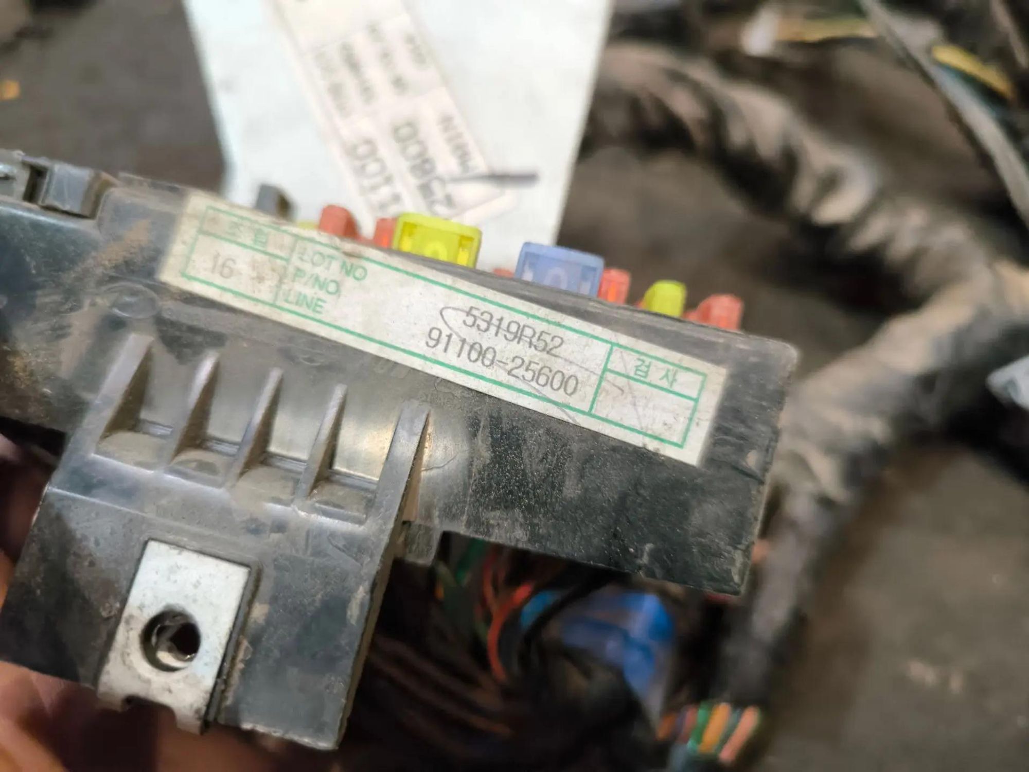 https://ycs.partsauto.market/partsauto-images/thmbs/userImages/d89d66a30f14dbad161fb7a986aa0fe5/part/734add96-ad9f-4516-b613-6f36b2fba477_1786423372902.jpg