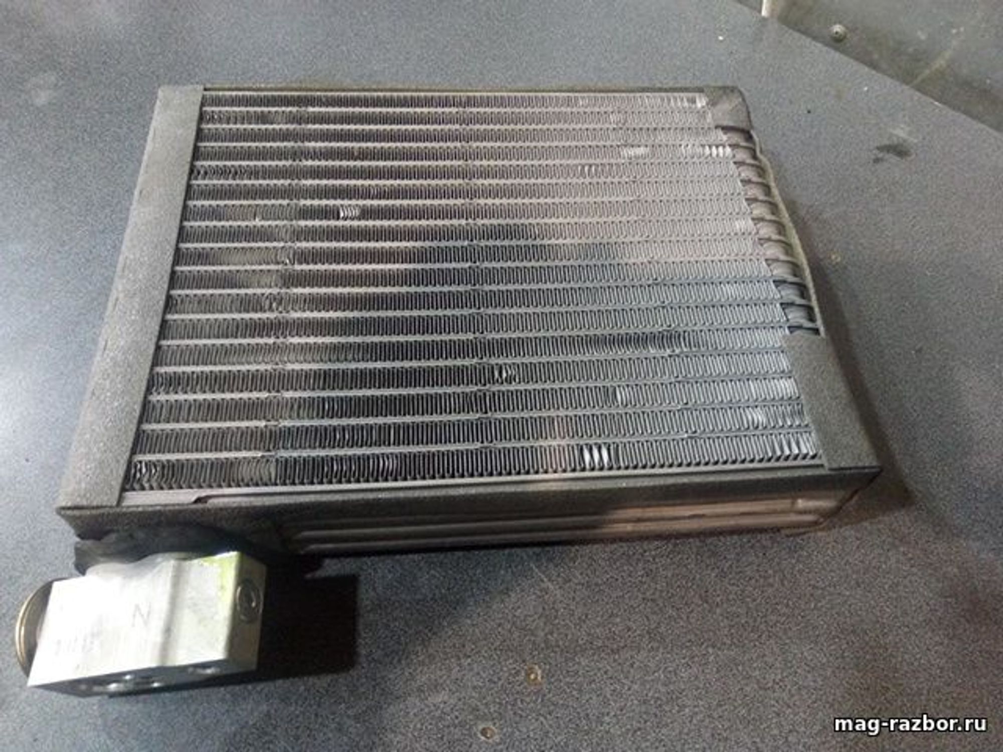https://ycs.partsauto.market/partsauto-images/thmbs/userImages/d89d66a30f14dbad161fb7a986aa0fe5/part/738fa8a3-bbf2-4263-8c8f-02b82771fb54_1715760600313.jpg