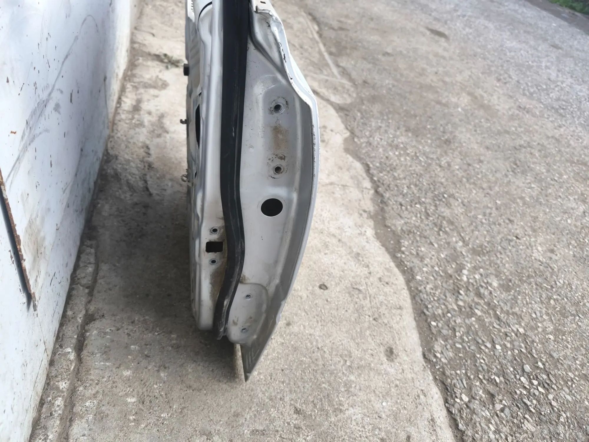 https://ycs.partsauto.market/partsauto-images/thmbs/userImages/d89d66a30f14dbad161fb7a986aa0fe5/part/74f18602-b0bb-4d5b-b2bc-fb1091fe008f_1784473084618.jpg