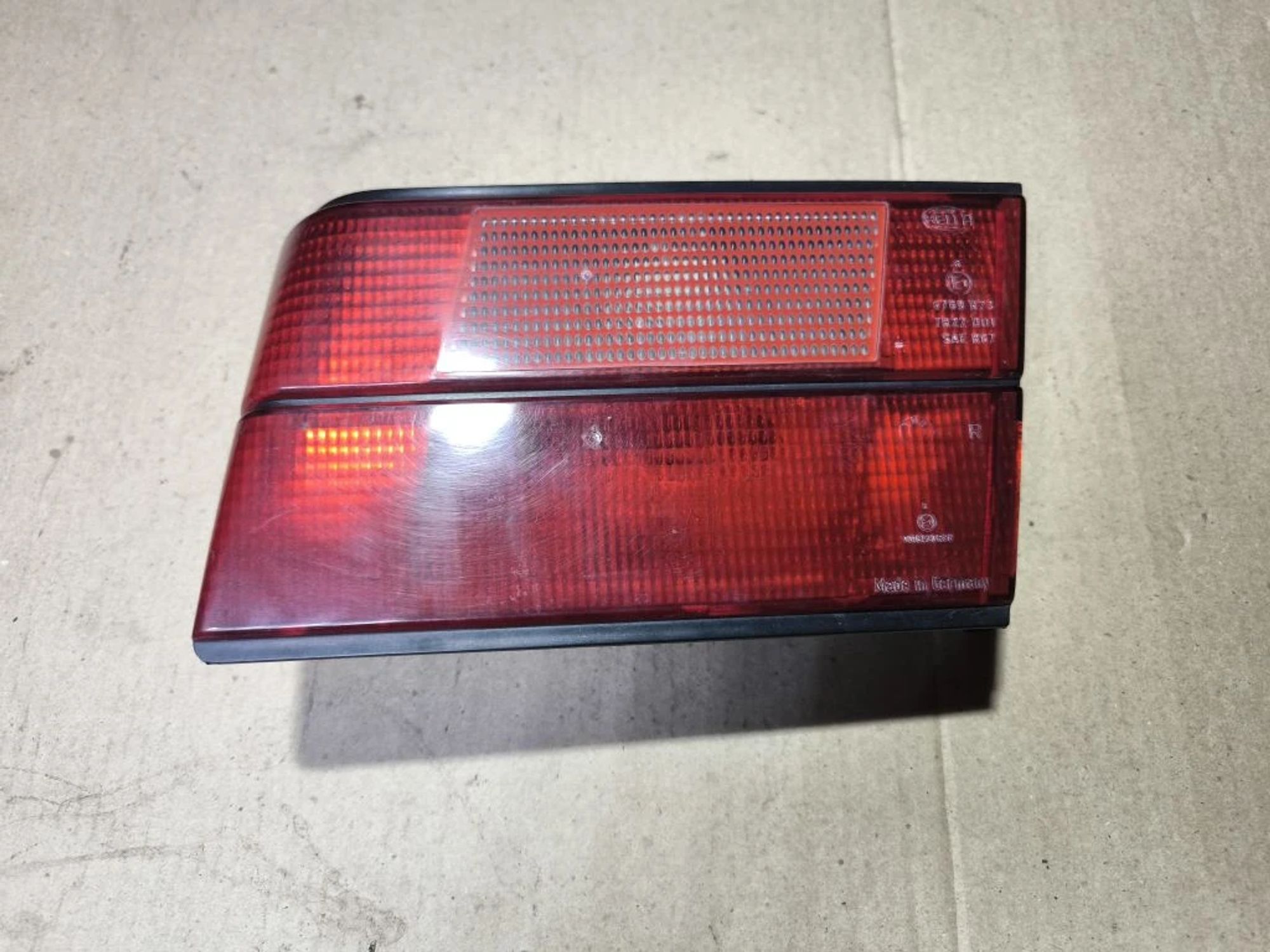 https://ycs.partsauto.market/partsauto-images/thmbs/userImages/d89d66a30f14dbad161fb7a986aa0fe5/part/753a7813-0a11-4223-a76b-c8312343a8b2_1780571964635.jpg
