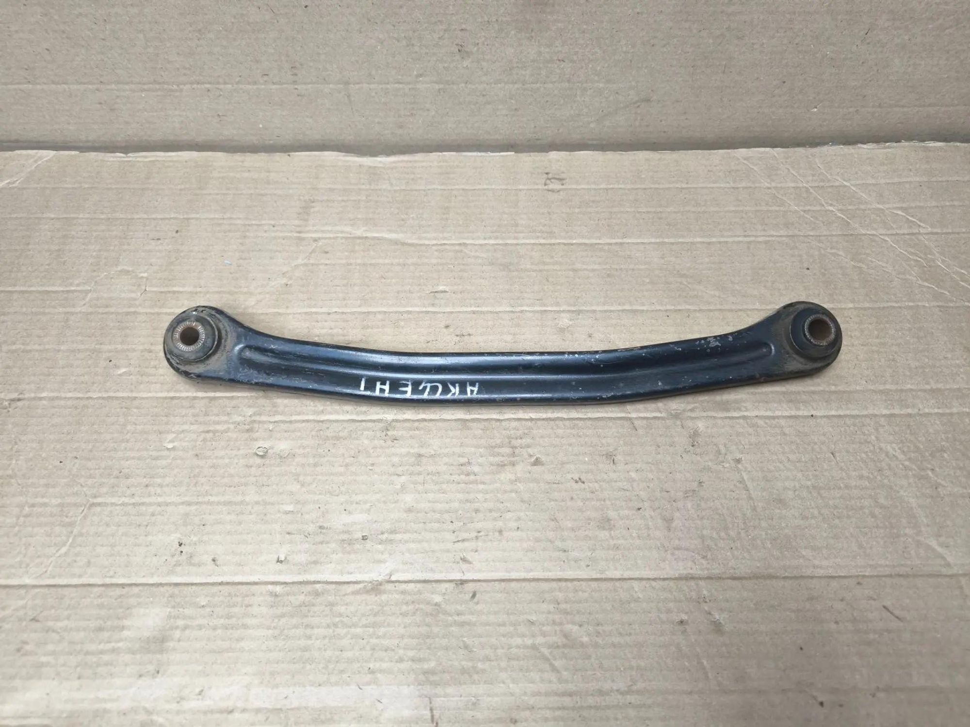 https://ycs.partsauto.market/partsauto-images/thmbs/userImages/d89d66a30f14dbad161fb7a986aa0fe5/part/754c8a0c-2084-4f58-b00b-91cc7fe85533_1786118569286.jpg