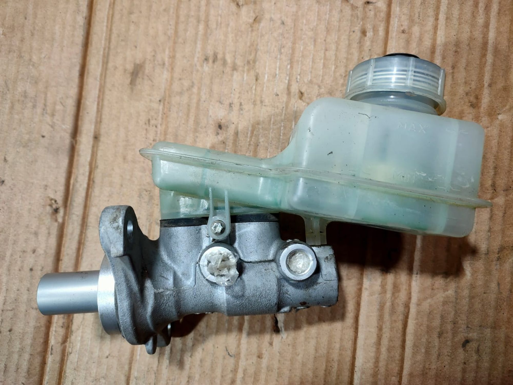 https://ycs.partsauto.market/partsauto-images/thmbs/userImages/d89d66a30f14dbad161fb7a986aa0fe5/part/75b0c776-89e8-46f4-bf48-6af5525f7a1d_1694751882749.jpg