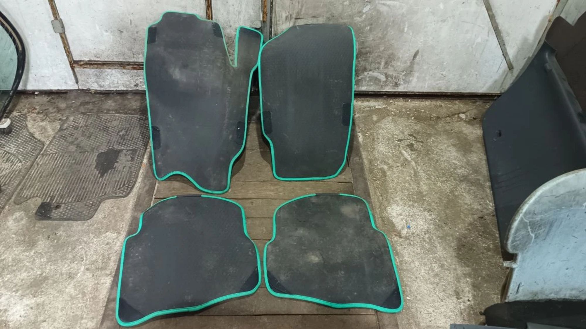https://ycs.partsauto.market/partsauto-images/thmbs/userImages/d89d66a30f14dbad161fb7a986aa0fe5/part/75e674c7-1e05-4979-a30e-d45d81b67fdc_1771309275286.jpg