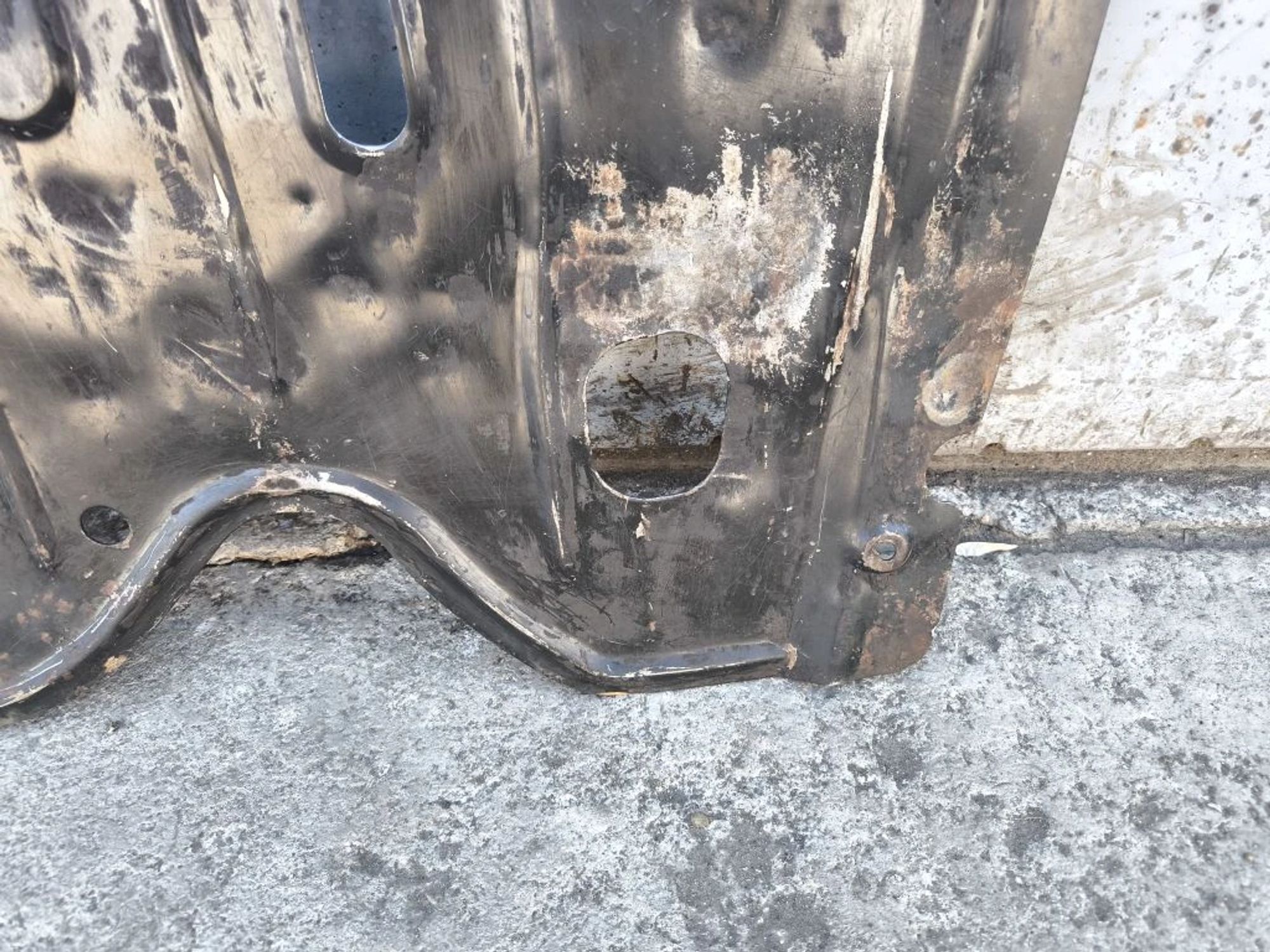 https://ycs.partsauto.market/partsauto-images/thmbs/userImages/d89d66a30f14dbad161fb7a986aa0fe5/part/77a1f48f-dbb0-4722-ab80-ef65ac458759_1776405940017.jpg