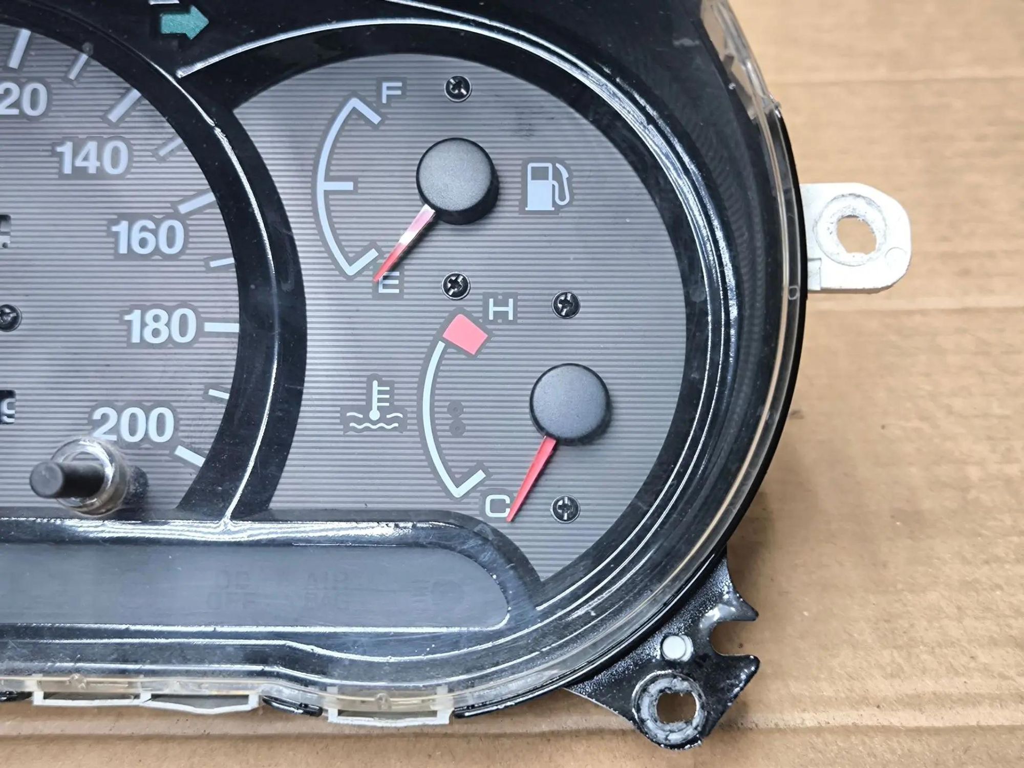 https://ycs.partsauto.market/partsauto-images/thmbs/userImages/d89d66a30f14dbad161fb7a986aa0fe5/part/7860a3c0-9fda-4605-822e-238102b95f4a_1786284741407.jpg