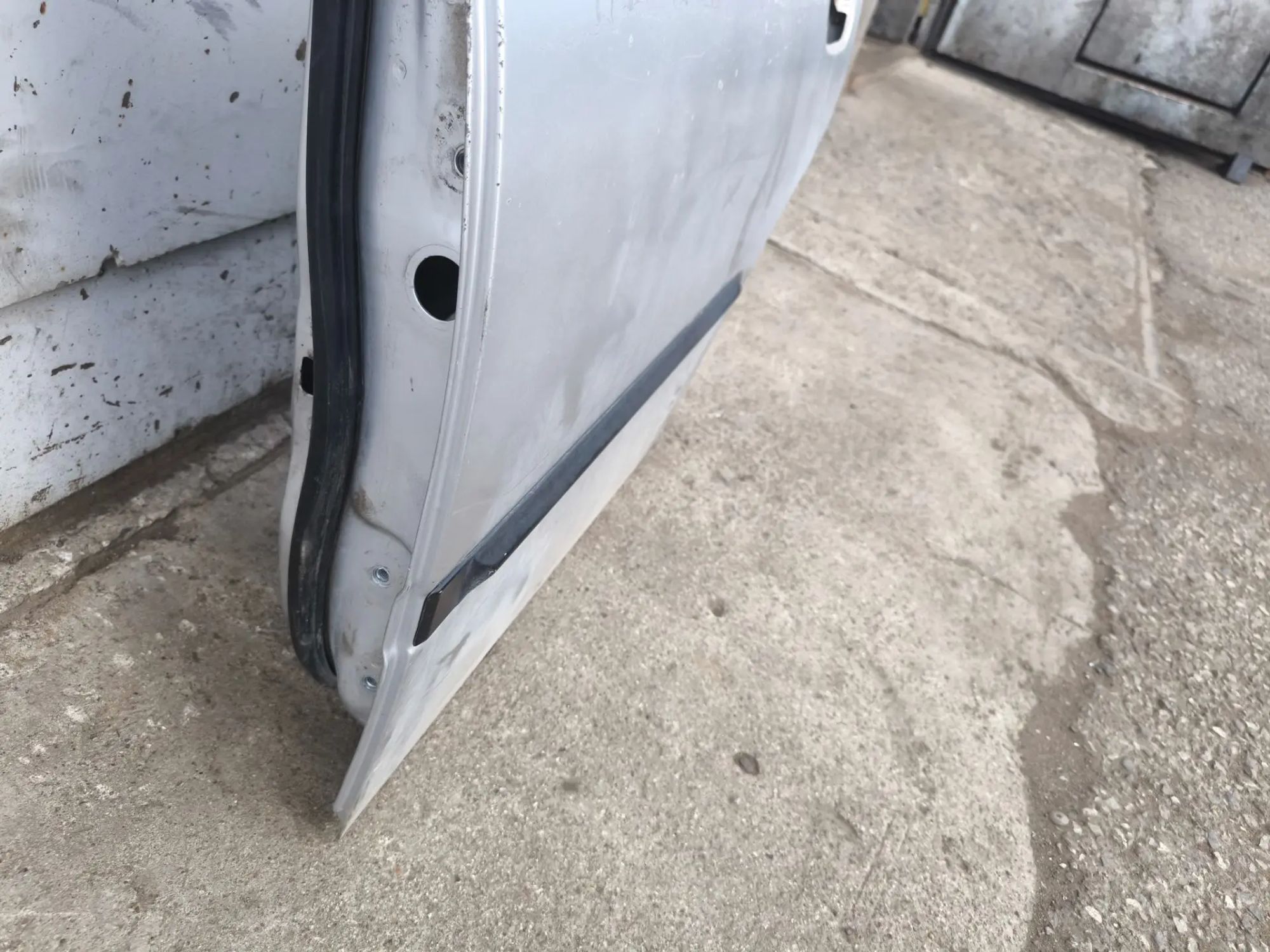 https://ycs.partsauto.market/partsauto-images/thmbs/userImages/d89d66a30f14dbad161fb7a986aa0fe5/part/789a7bda-0dc7-42ad-9d66-3d02930e56a3_1784473084450.jpg
