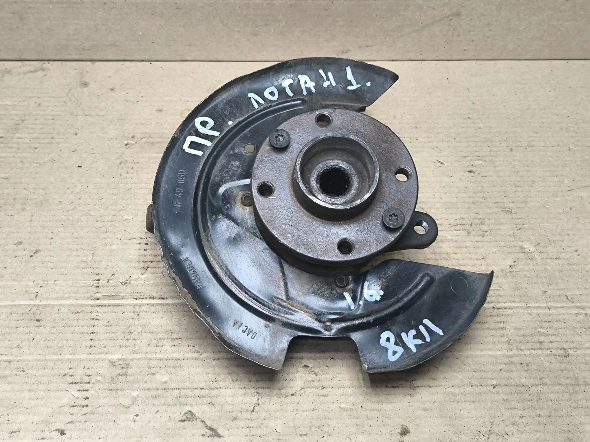 https://ycs.partsauto.market/partsauto-images/thmbs/userImages/d89d66a30f14dbad161fb7a986aa0fe5/part/78c5ba09-351a-4628-b6dd-33be12131f14_1783852128633.jpg