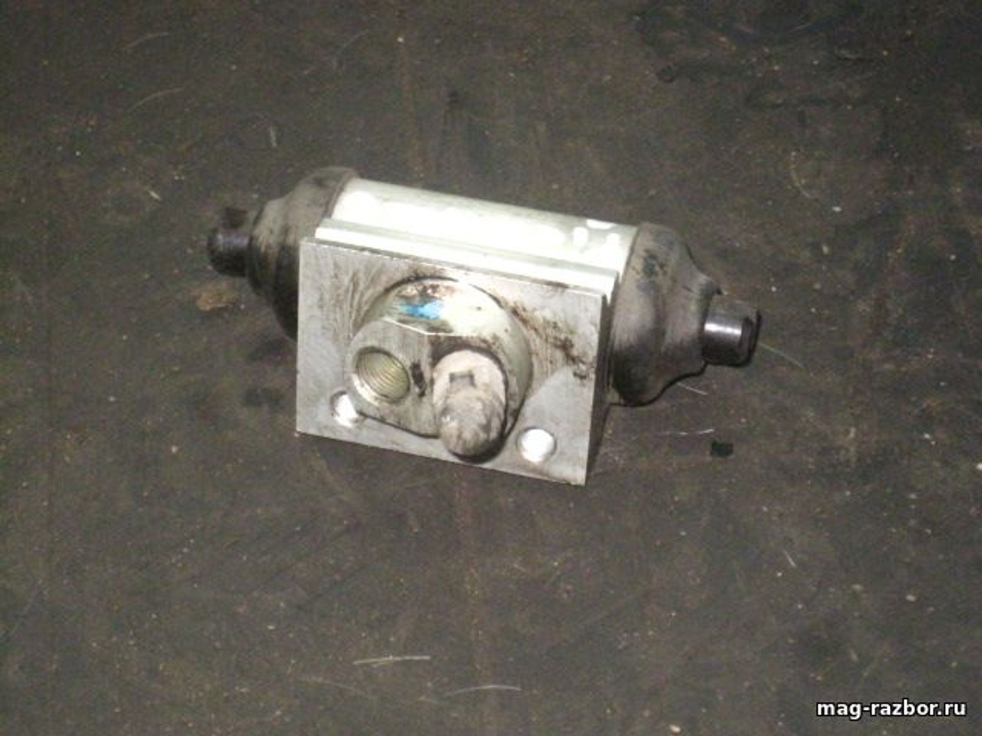 https://ycs.partsauto.market/partsauto-images/thmbs/userImages/d89d66a30f14dbad161fb7a986aa0fe5/part/796efea1-9cfd-46fc-8c5a-4c65e717dde2_1697287962719.jpg