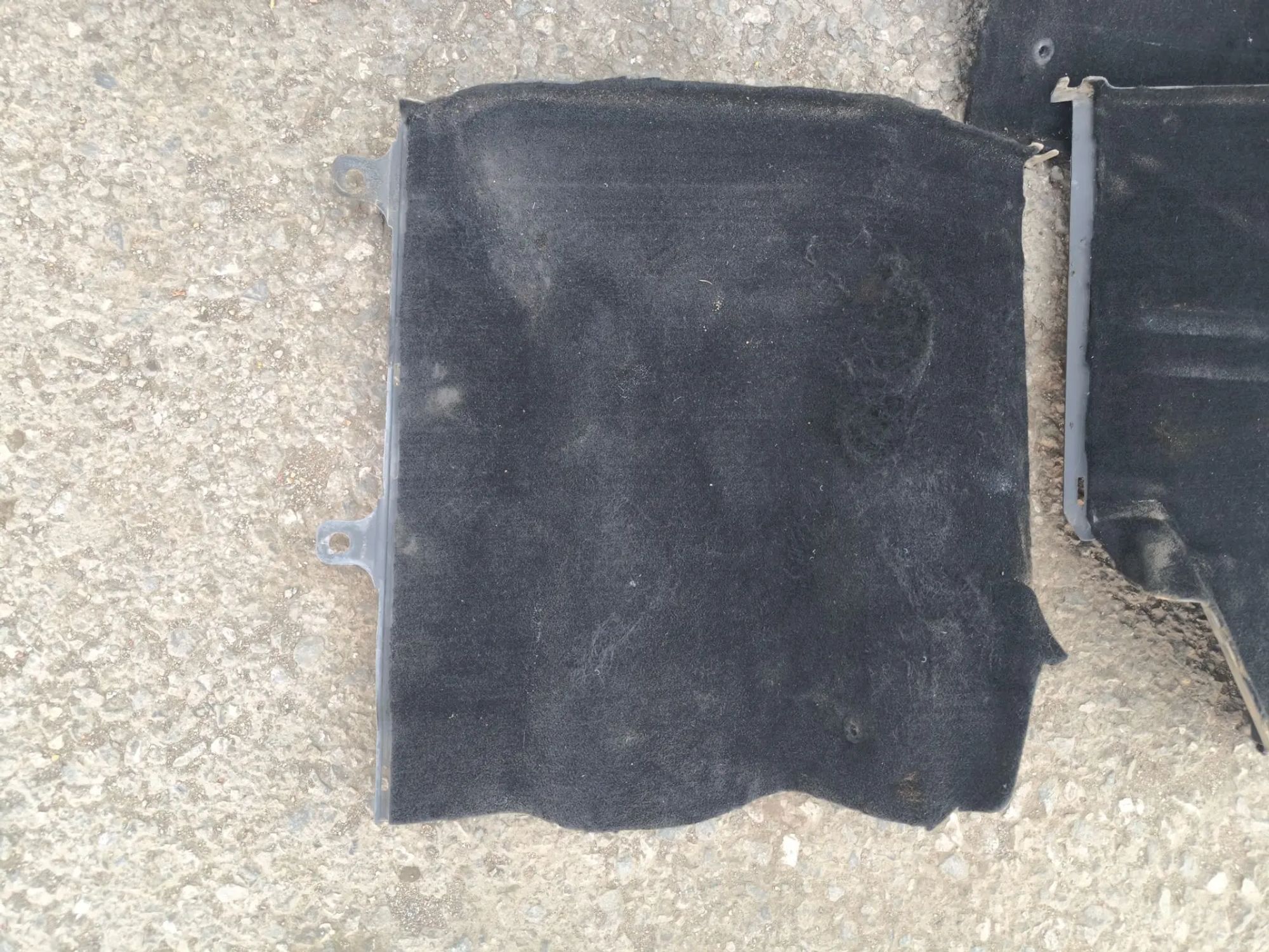 https://ycs.partsauto.market/partsauto-images/thmbs/userImages/d89d66a30f14dbad161fb7a986aa0fe5/part/79866491-6409-48cc-b4d5-900e660e3fad_1785247249894.jpg