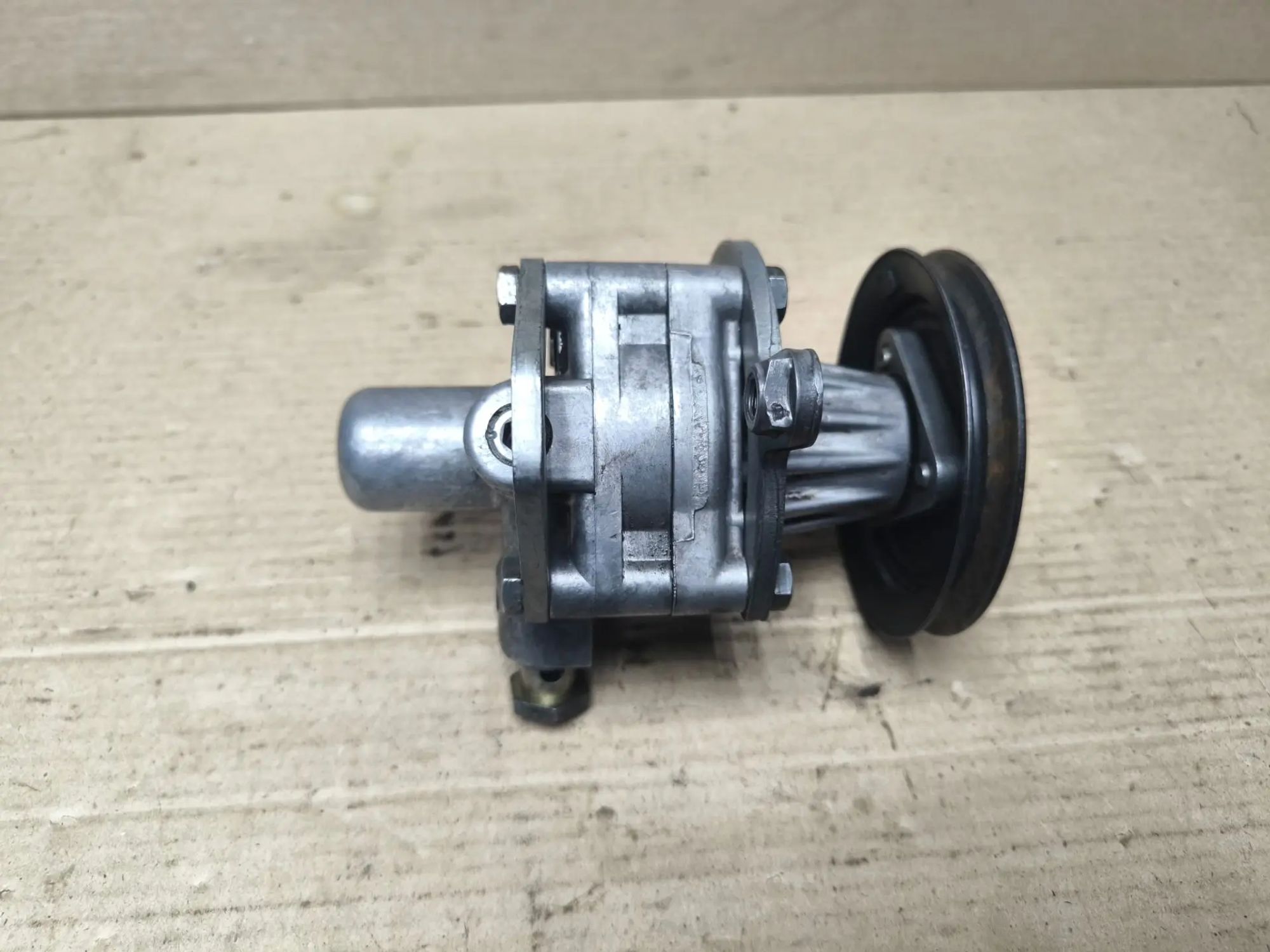 https://ycs.partsauto.market/partsauto-images/thmbs/userImages/d89d66a30f14dbad161fb7a986aa0fe5/part/798a8326-2b03-4978-b672-2d36499862e6_1783526450334.jpg