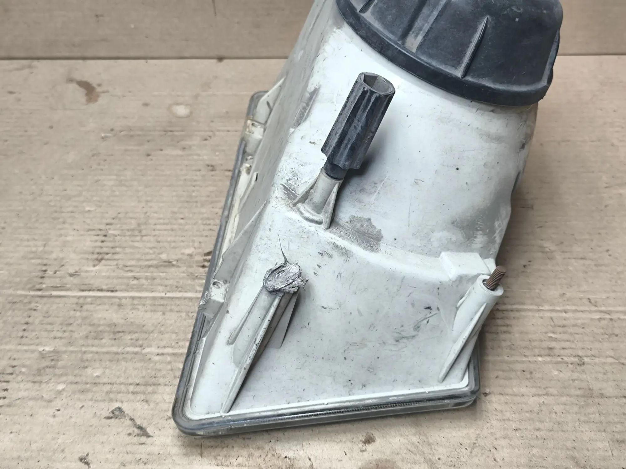 https://ycs.partsauto.market/partsauto-images/thmbs/userImages/d89d66a30f14dbad161fb7a986aa0fe5/part/79a58356-fbdb-4518-9e37-b305b6334273_1783856410087.jpg