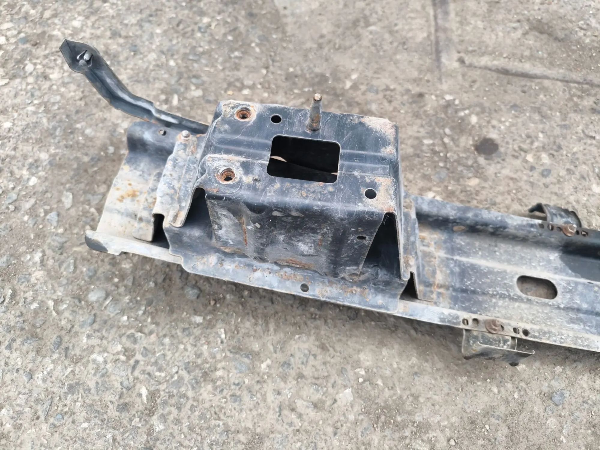 https://ycs.partsauto.market/partsauto-images/thmbs/userImages/d89d66a30f14dbad161fb7a986aa0fe5/part/7cedb1d2-e5e9-4861-9643-27785b7db3cb_1785384336722.jpg
