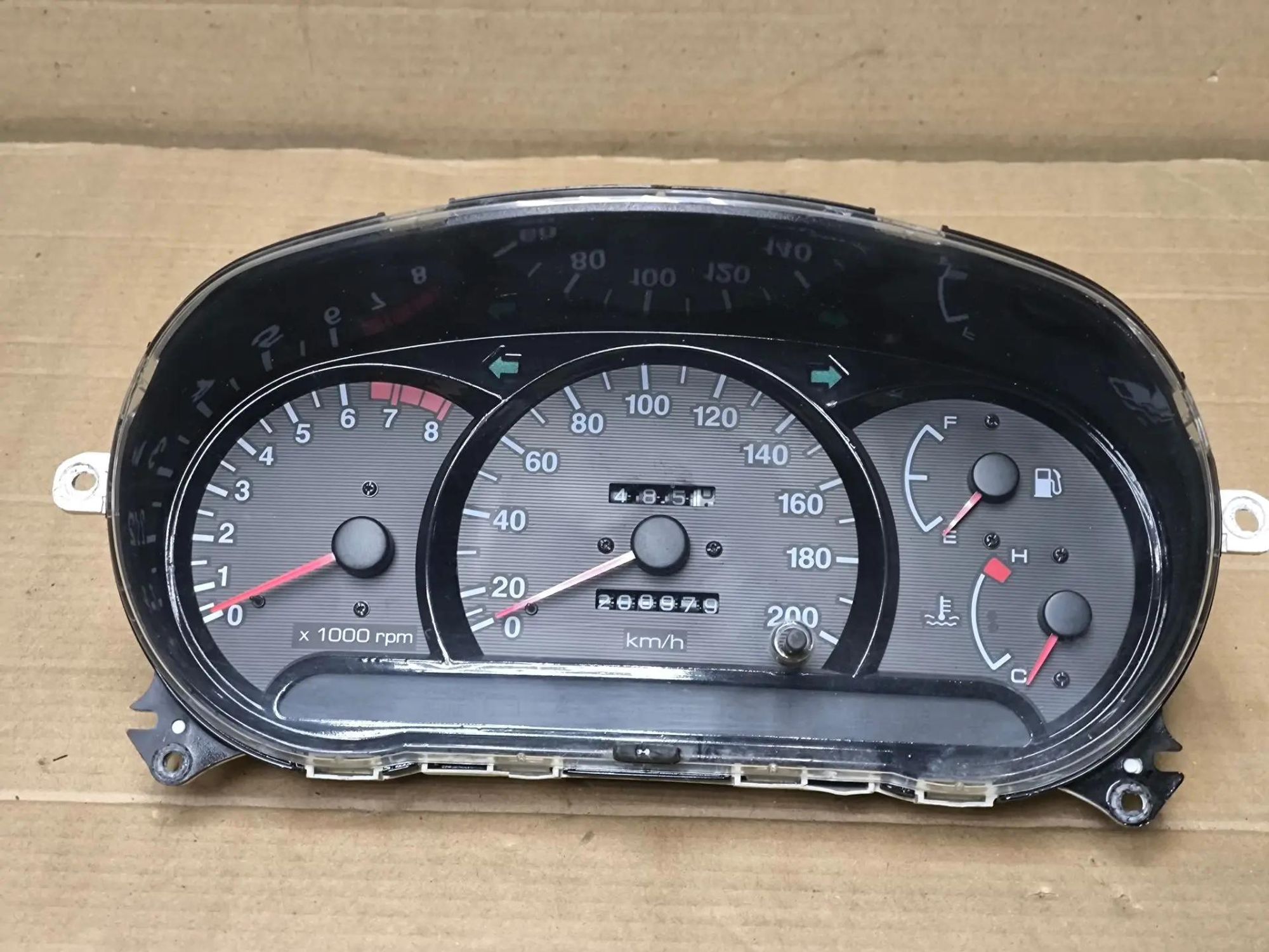 https://ycs.partsauto.market/partsauto-images/thmbs/userImages/d89d66a30f14dbad161fb7a986aa0fe5/part/7d47a738-11ab-4a01-be53-bd7863686aa1_1786284741315.jpg