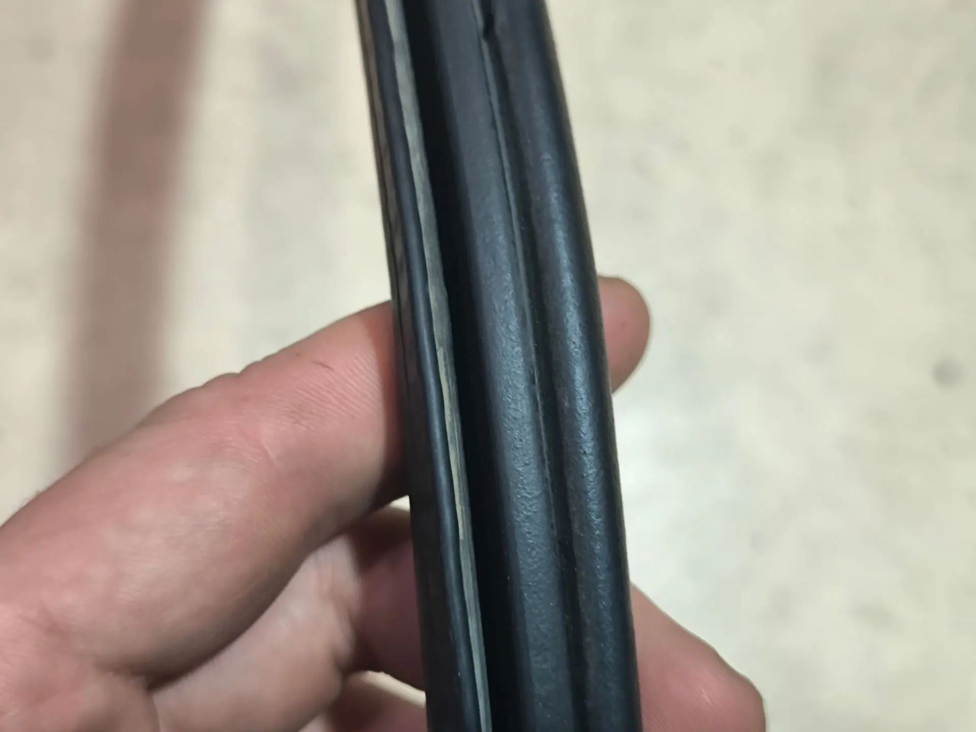 https://ycs.partsauto.market/partsauto-images/thmbs/userImages/d89d66a30f14dbad161fb7a986aa0fe5/part/7eb6dd32-bff0-4699-ad41-bb4c71414cdc_1785562629637.jpg