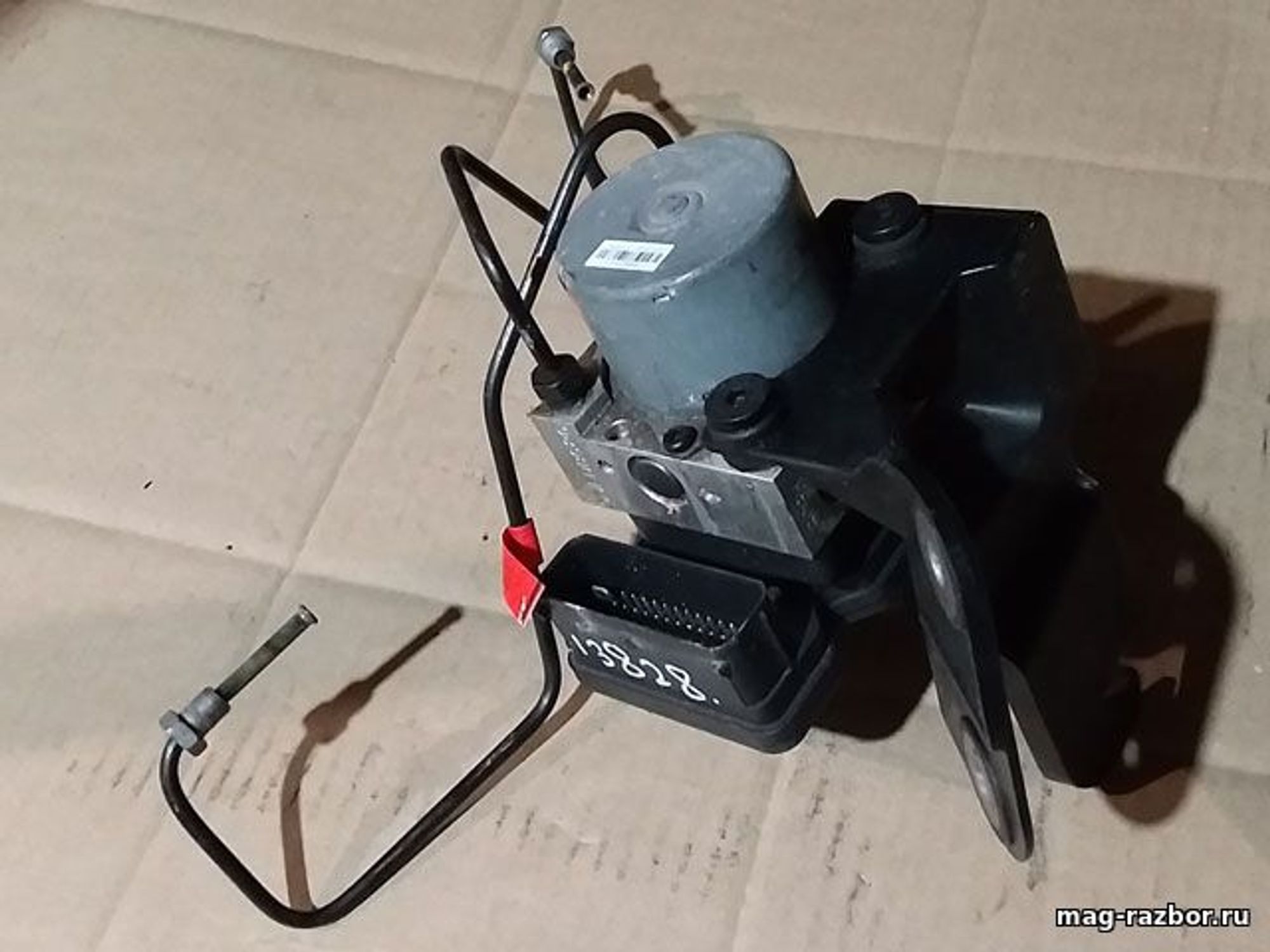 https://ycs.partsauto.market/partsauto-images/thmbs/userImages/d89d66a30f14dbad161fb7a986aa0fe5/part/7edc62ec-caa9-4a85-ba5b-784f6608a506_1692515993920.jpg