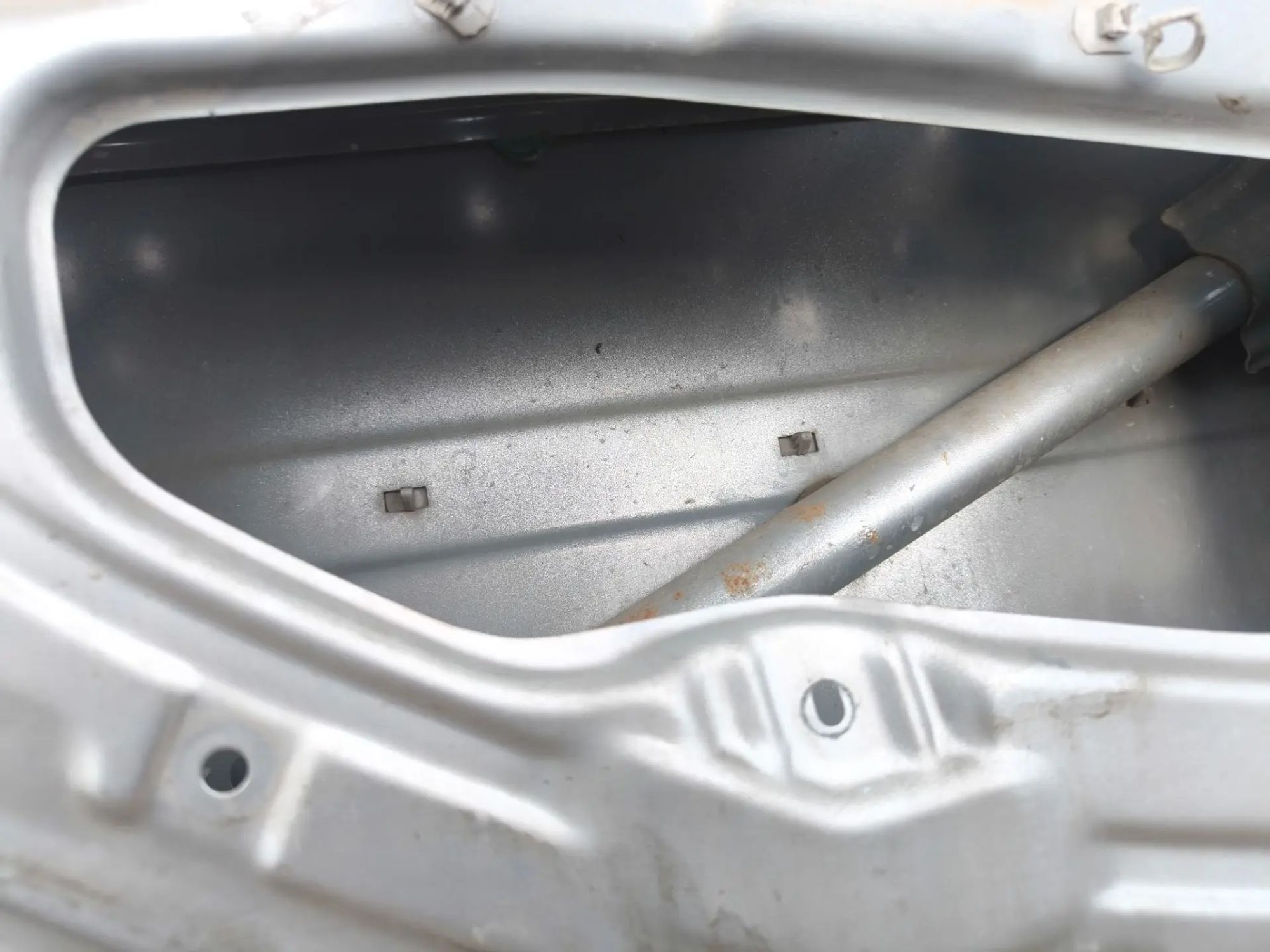 https://ycs.partsauto.market/partsauto-images/thmbs/userImages/d89d66a30f14dbad161fb7a986aa0fe5/part/7f299629-1329-46fc-8edd-9e6856baea21_1784473083829.jpg