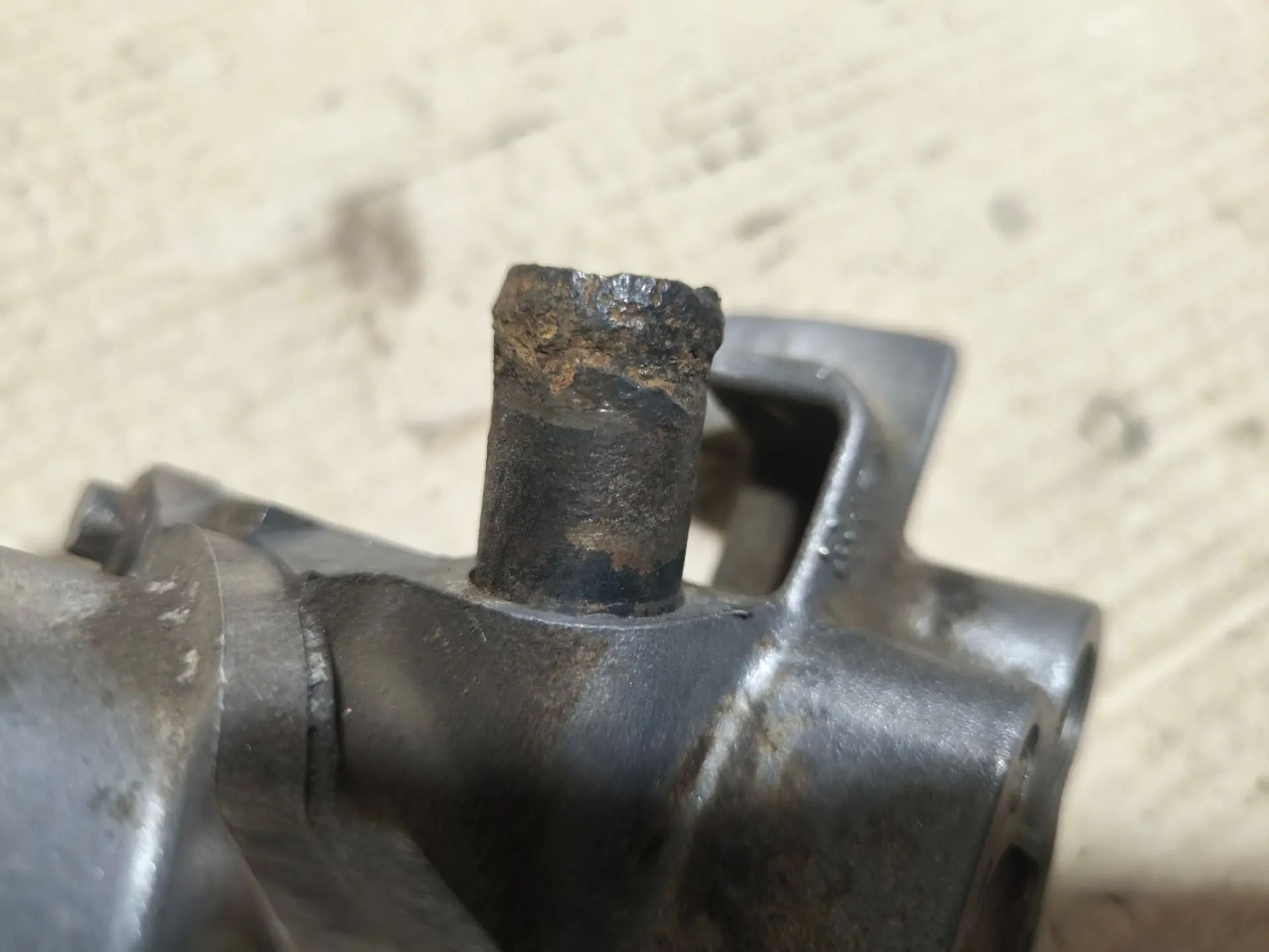 https://ycs.partsauto.market/partsauto-images/thmbs/userImages/d89d66a30f14dbad161fb7a986aa0fe5/part/7f798191-f146-45b9-a43e-6cdf2b96022a_1781804570331.jpg